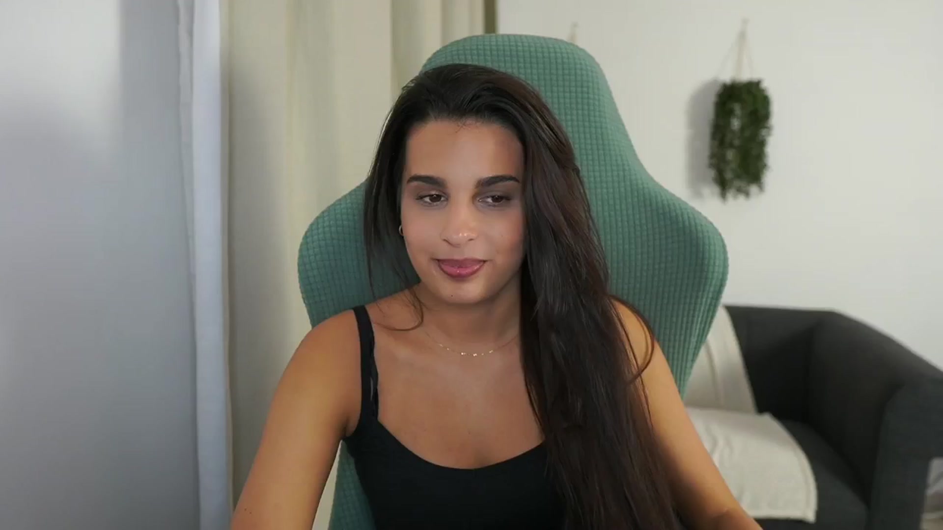 Gallery image thumbnail from Mila_denver's myfreecams stream on, 10/28/2024, 15:56 image 14 of 20