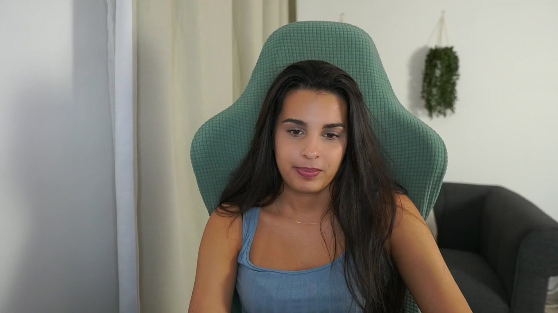 Gallery image thumbnail from Mila_denver's myfreecams stream on, 10/29/2024, 18:27 image 3 of 20