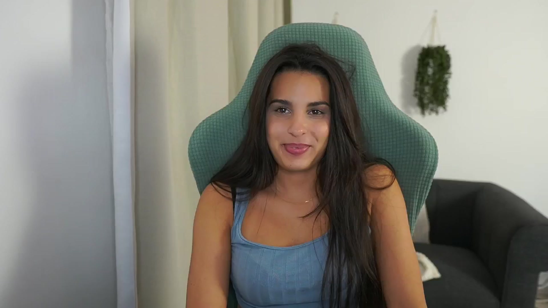 Gallery image thumbnail from Mila_denver's myfreecams stream on, 10/29/2024, 18:27 image 6 of 20