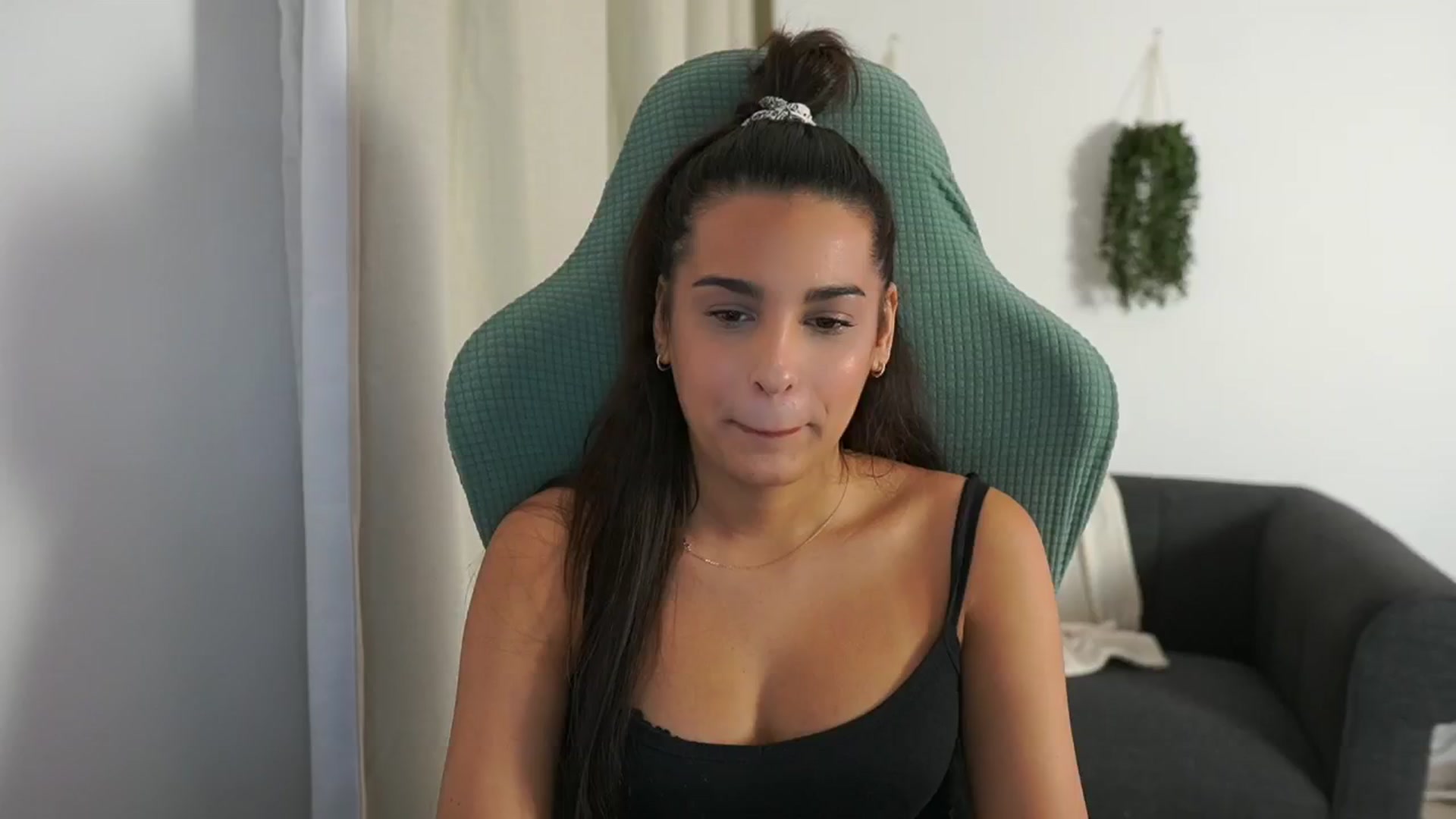 Gallery image thumbnail from Mila_denver's myfreecams stream on, 10/30/2024, 10:12 image 7 of 20