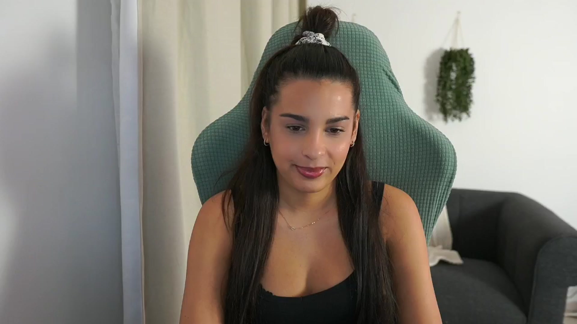 Gallery image thumbnail from Mila_denver's myfreecams stream on, 10/30/2024, 10:12 image 3 of 20