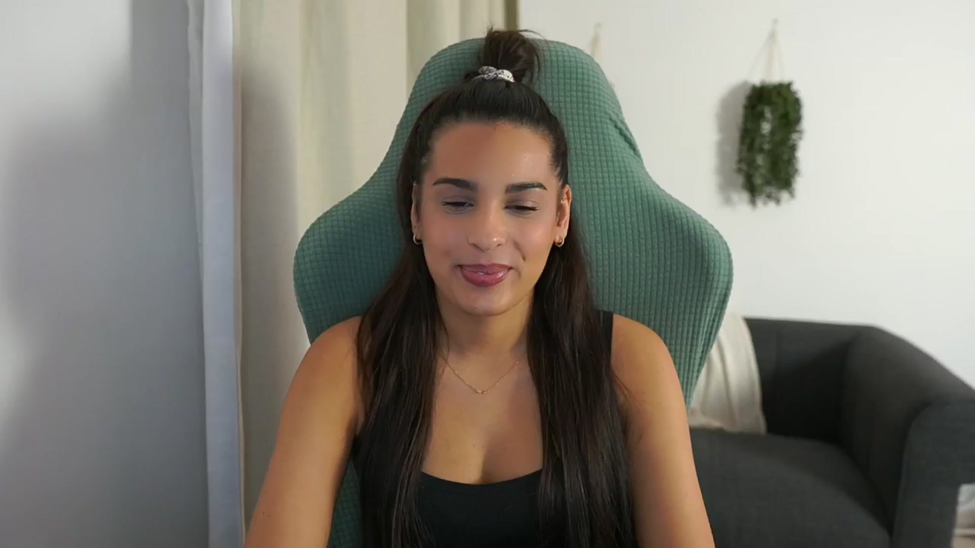 Gallery image thumbnail from Mila_denver's myfreecams stream on, 10/30/2024, 10:12 image 17 of 20