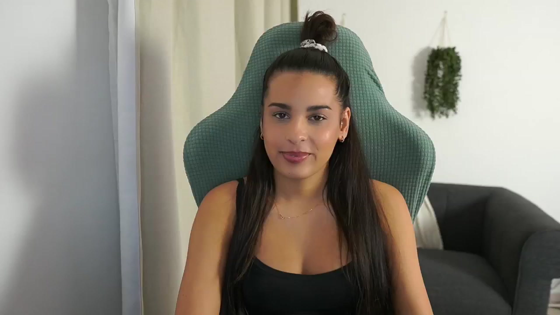 Gallery image thumbnail from Mila_denver's myfreecams stream on, 10/30/2024, 13:25 image 10 of 20