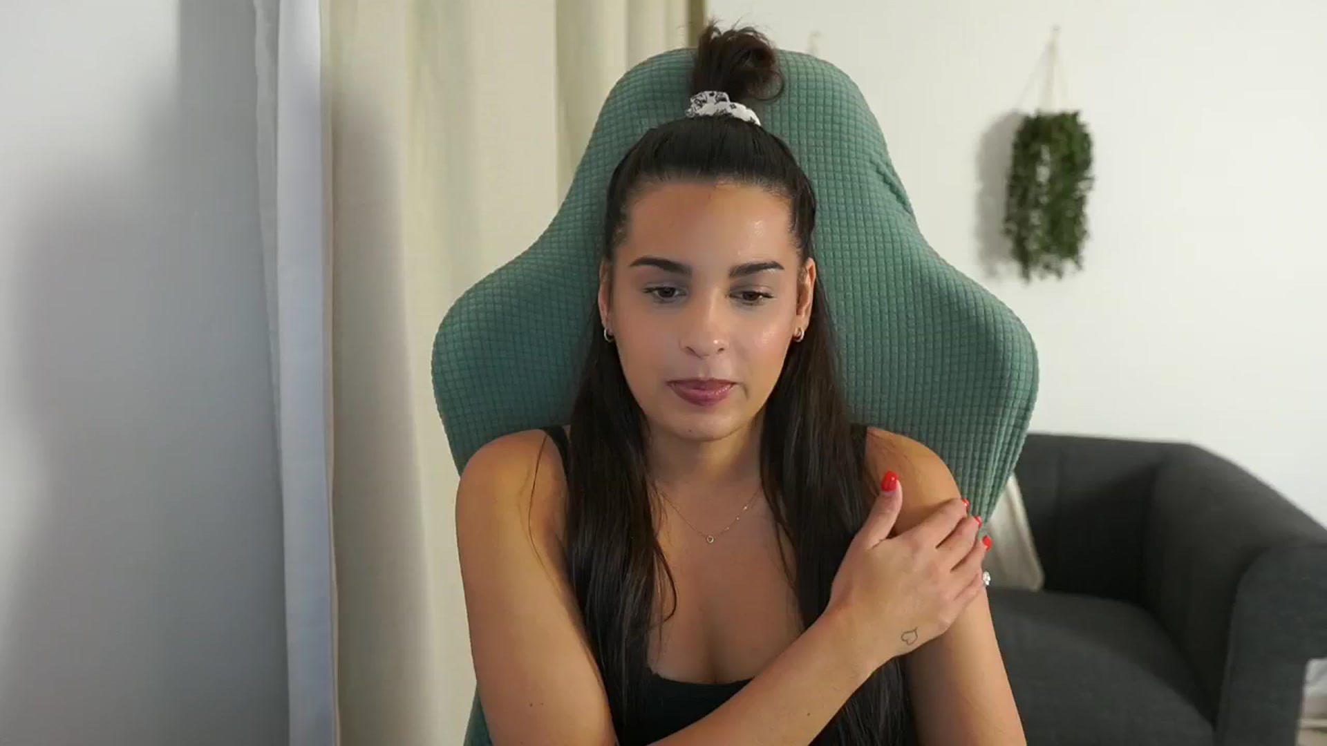 Gallery image thumbnail from Mila_denver's myfreecams stream on, 10/30/2024, 13:25 image 13 of 20