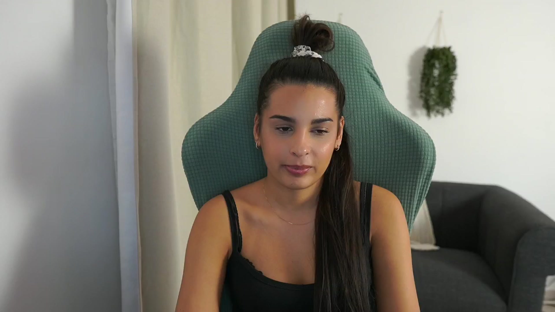 Gallery image thumbnail from Mila_denver's myfreecams stream on, 10/30/2024, 14:37 image 17 of 20
