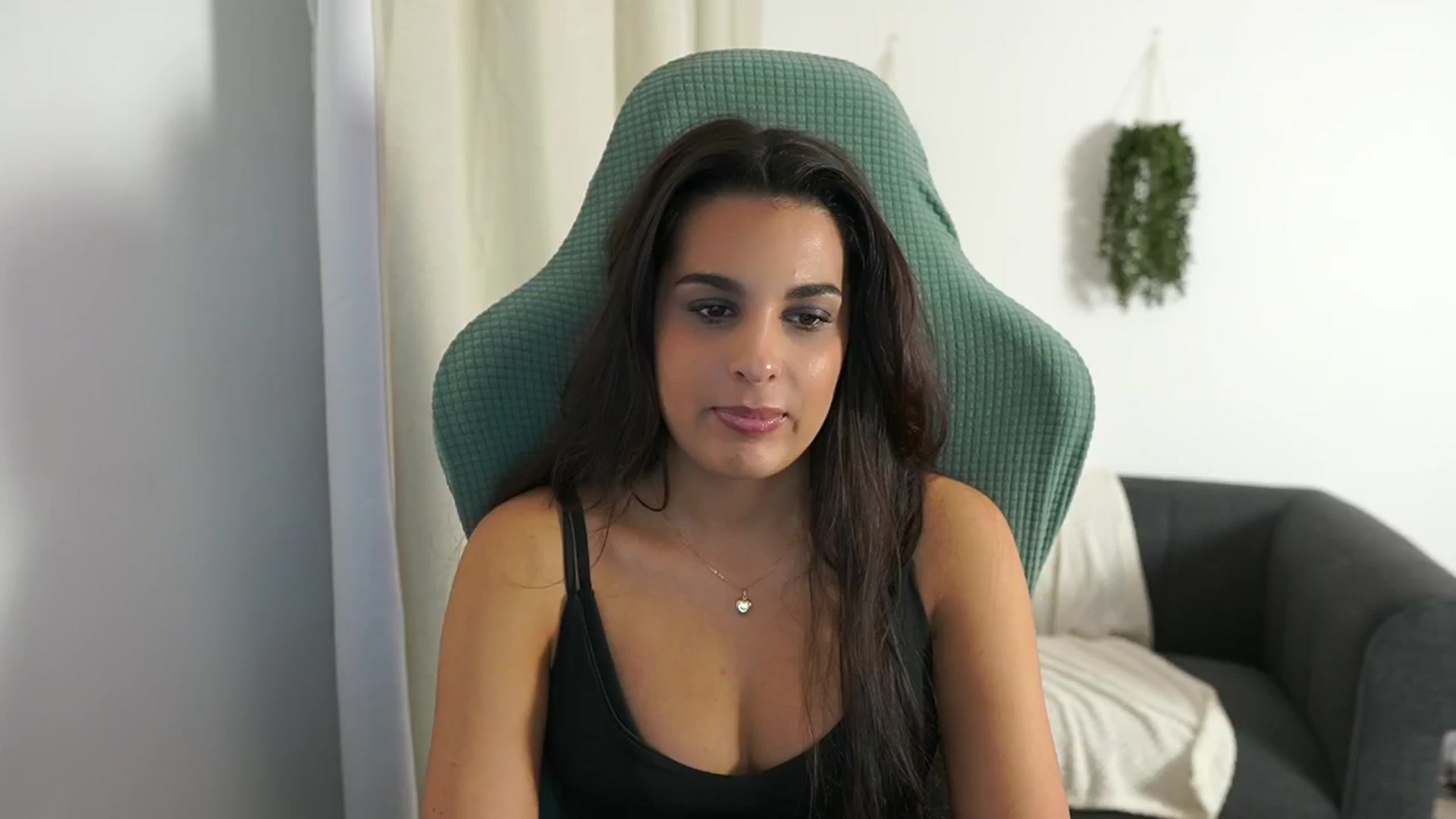 Gallery image thumbnail from Mila_denver's myfreecams stream on, 11/01/2024, 15:21 image 8 of 20