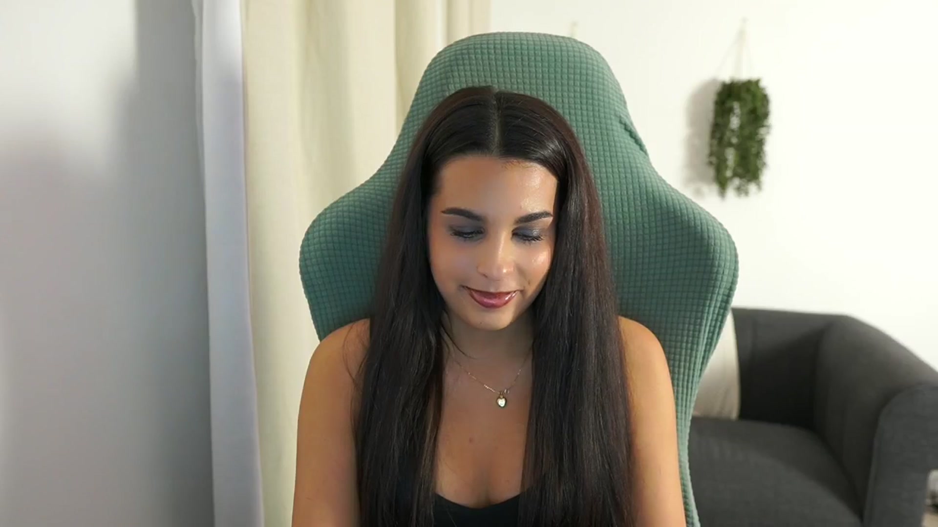 Gallery image thumbnail from Mila_denver's myfreecams stream on, 11/01/2024, 18:40 image 3 of 20