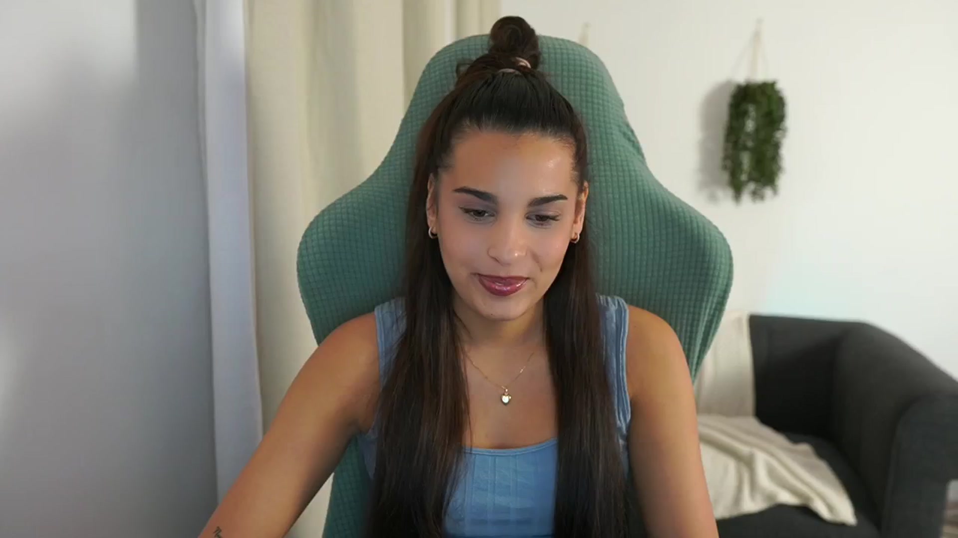 Gallery image thumbnail from Mila_denver's myfreecams stream on, 11/04/2024, 14:34 image 1 of 20