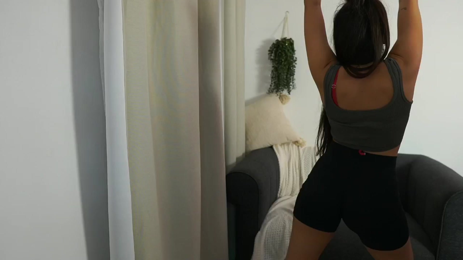 Gallery image thumbnail from Mila_denver's myfreecams stream on, 11/06/2024, 17:45 image 14 of 20