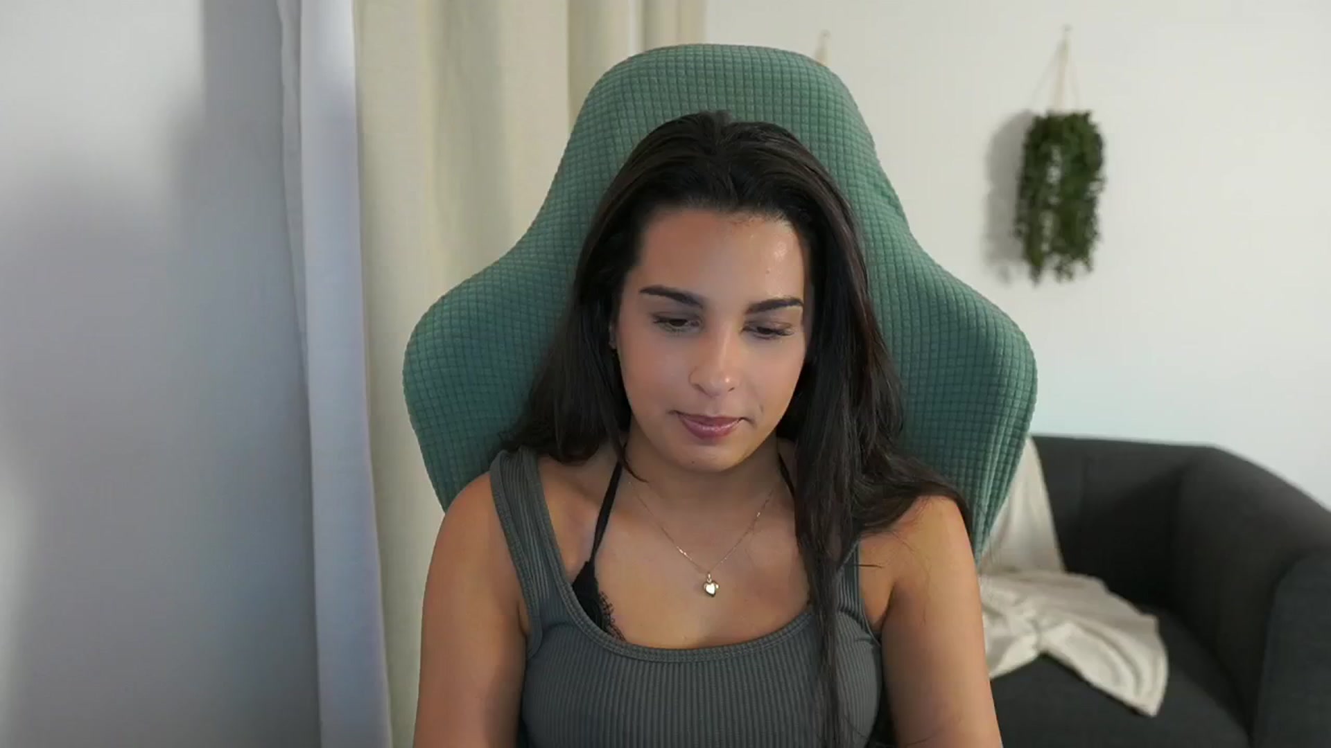 Gallery image thumbnail from Mila_denver's myfreecams stream on, 11/07/2024, 16:22 image 3 of 20
