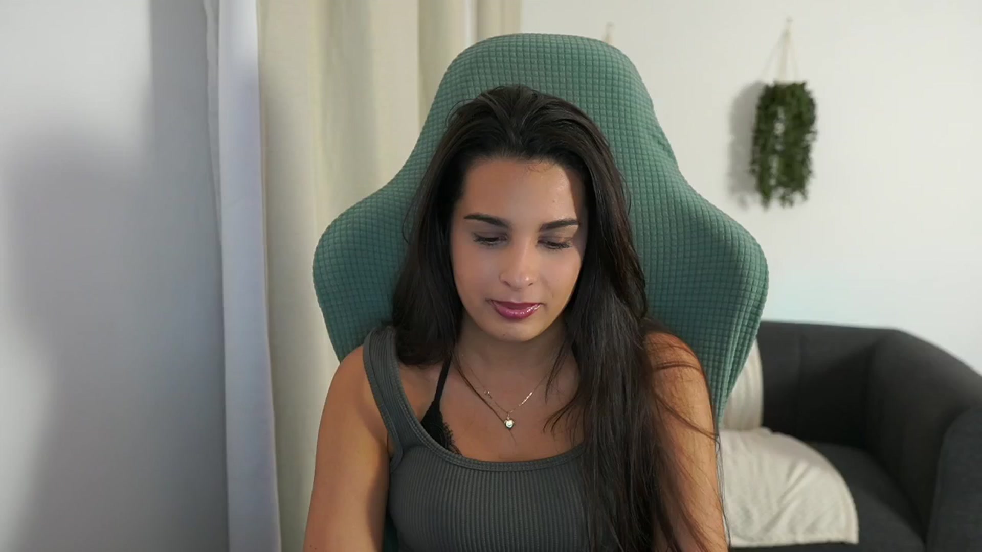 Gallery image thumbnail from Mila_denver's myfreecams stream on, 11/07/2024, 18:03 image 8 of 20