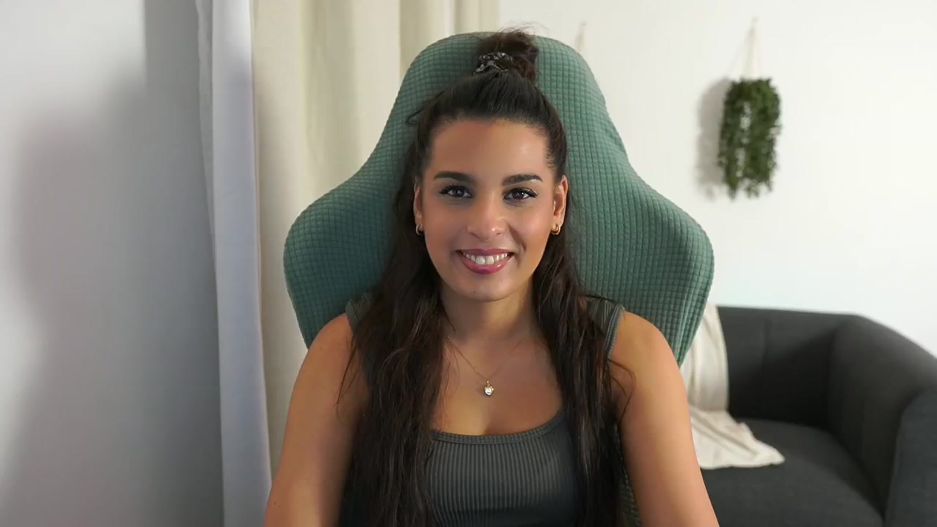 Gallery image thumbnail from Mila_denver's myfreecams stream on, 11/10/2024, 15:54 image 3 of 20