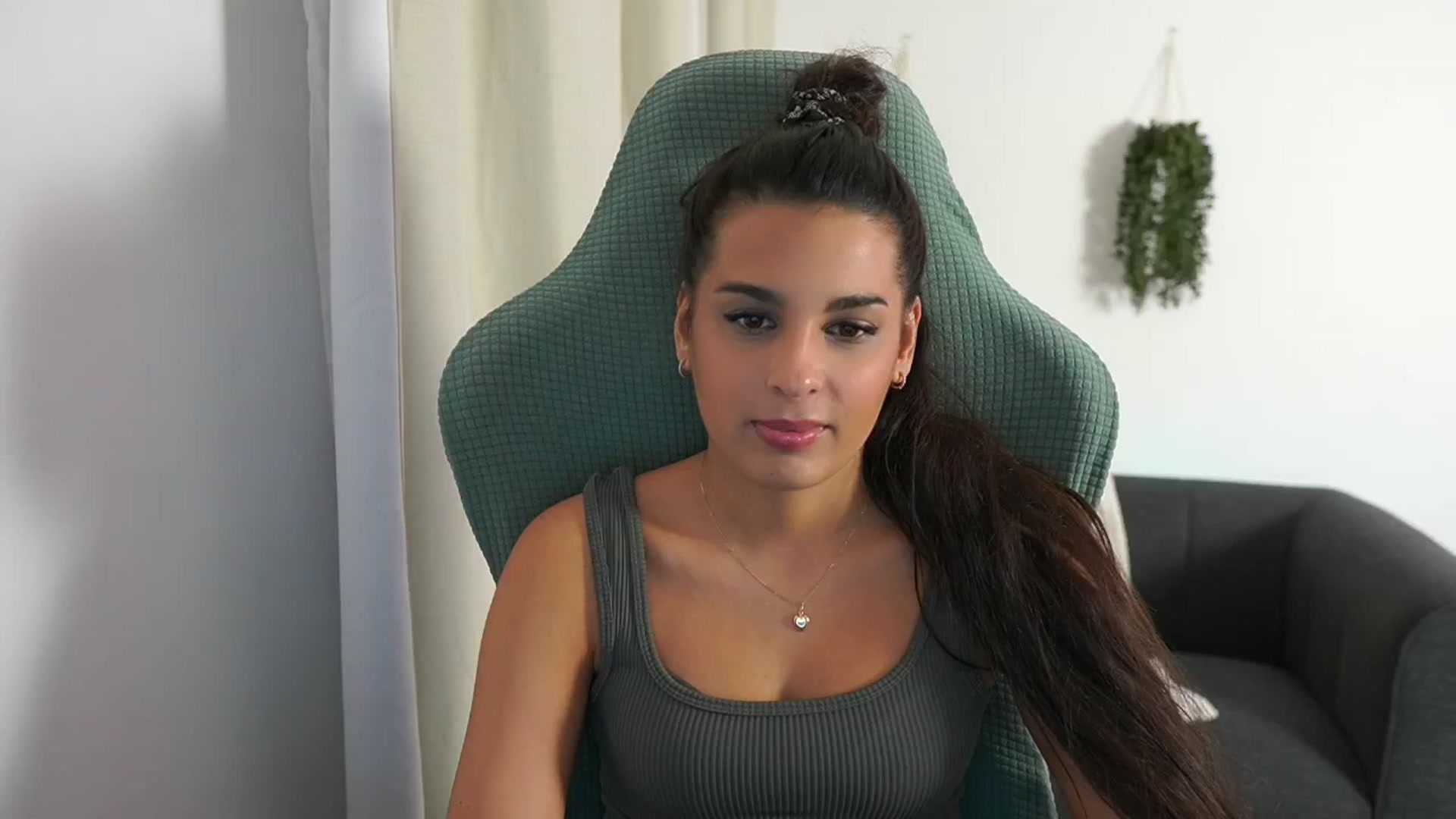 Gallery image thumbnail from Mila_denver's myfreecams stream on, 11/10/2024, 15:54 image 11 of 20