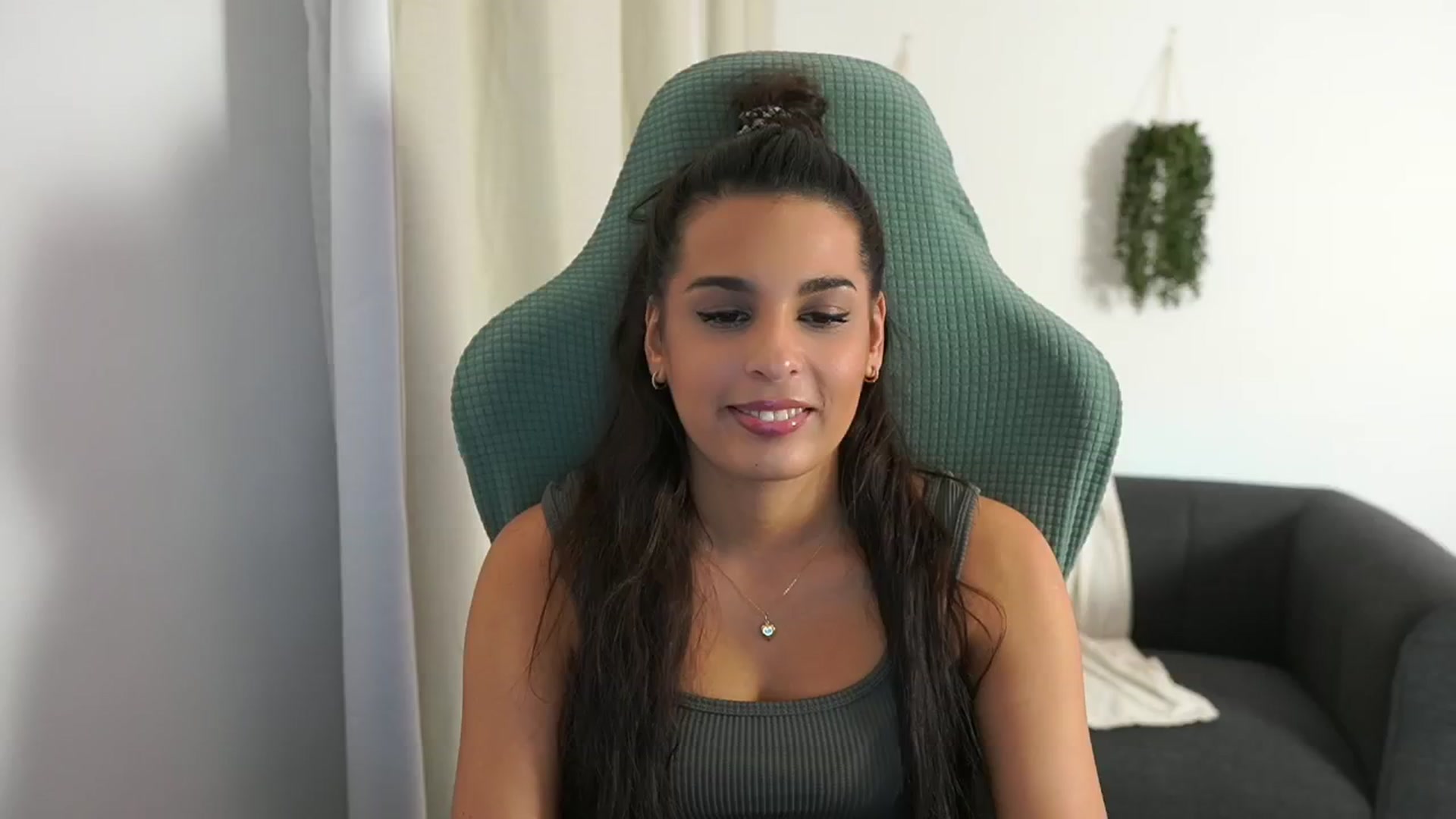 Gallery image thumbnail from Mila_denver's myfreecams stream on, 11/10/2024, 15:54 image 2 of 20