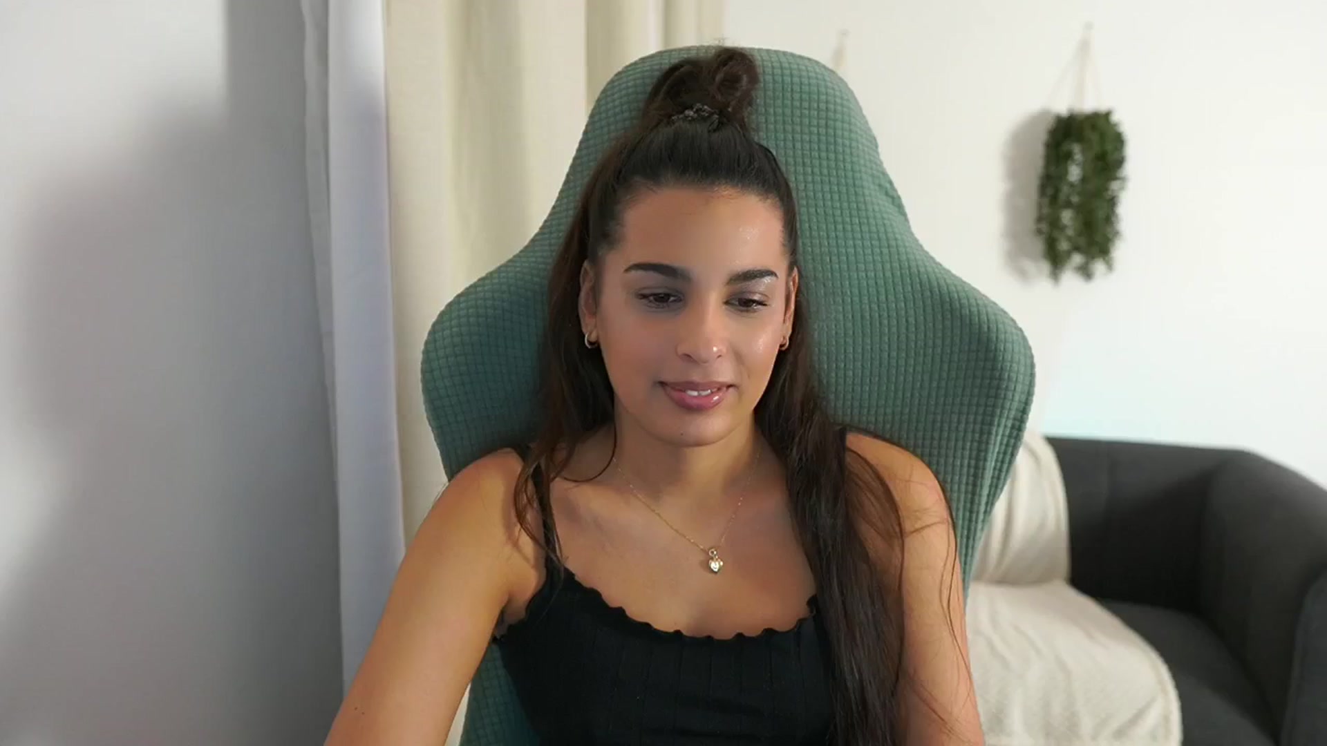 Gallery image thumbnail from Mila_denver's myfreecams stream on, 11/11/2024, 15:26 image 18 of 20