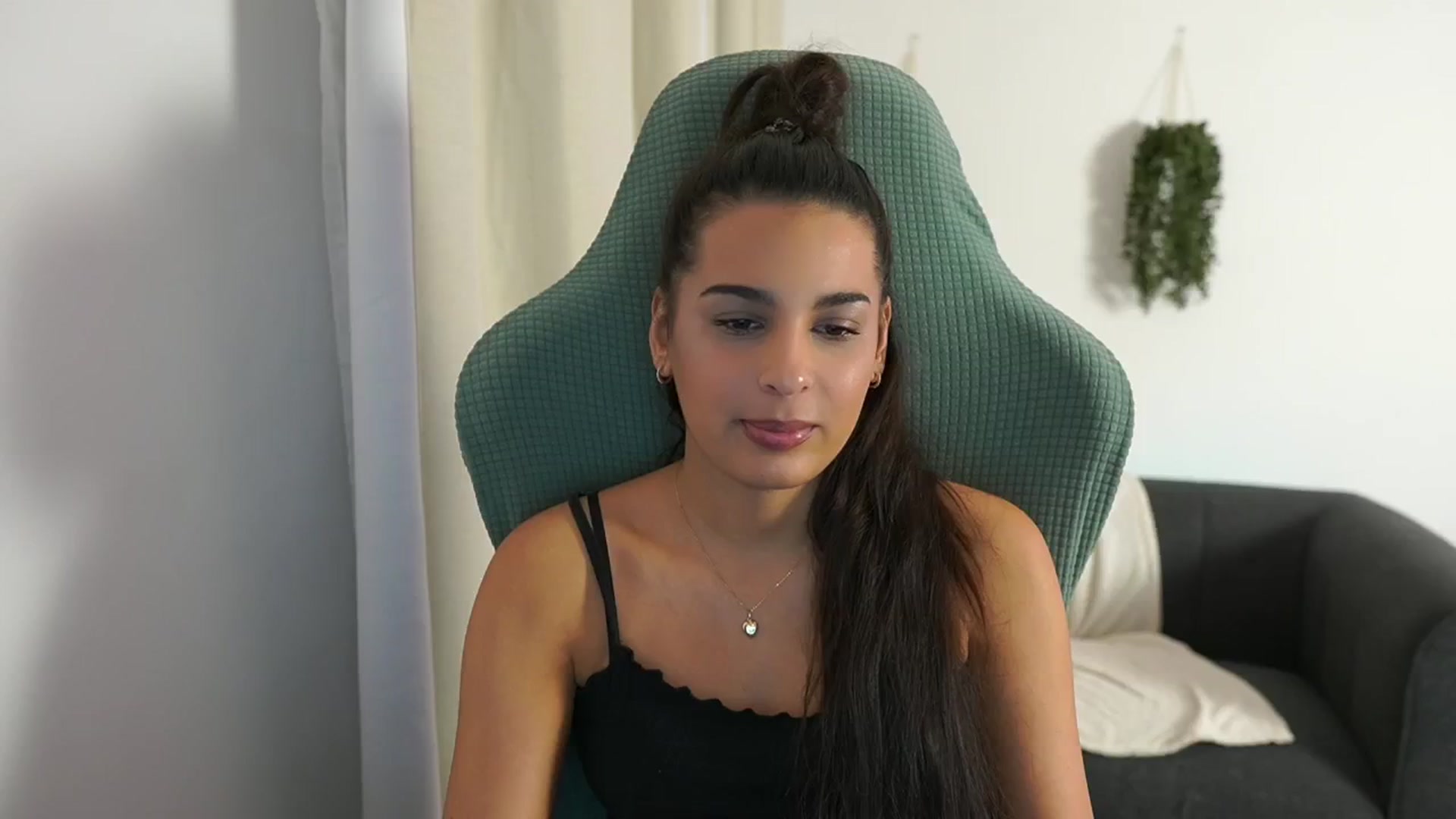 Gallery image thumbnail from Mila_denver's myfreecams stream on, 11/11/2024, 15:26 image 9 of 20