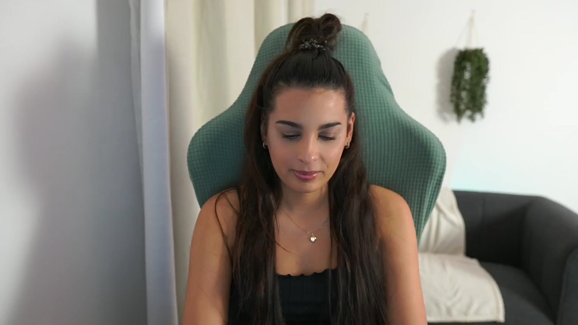 Gallery image thumbnail from Mila_denver's myfreecams stream on, 11/11/2024, 16:20 image 12 of 20