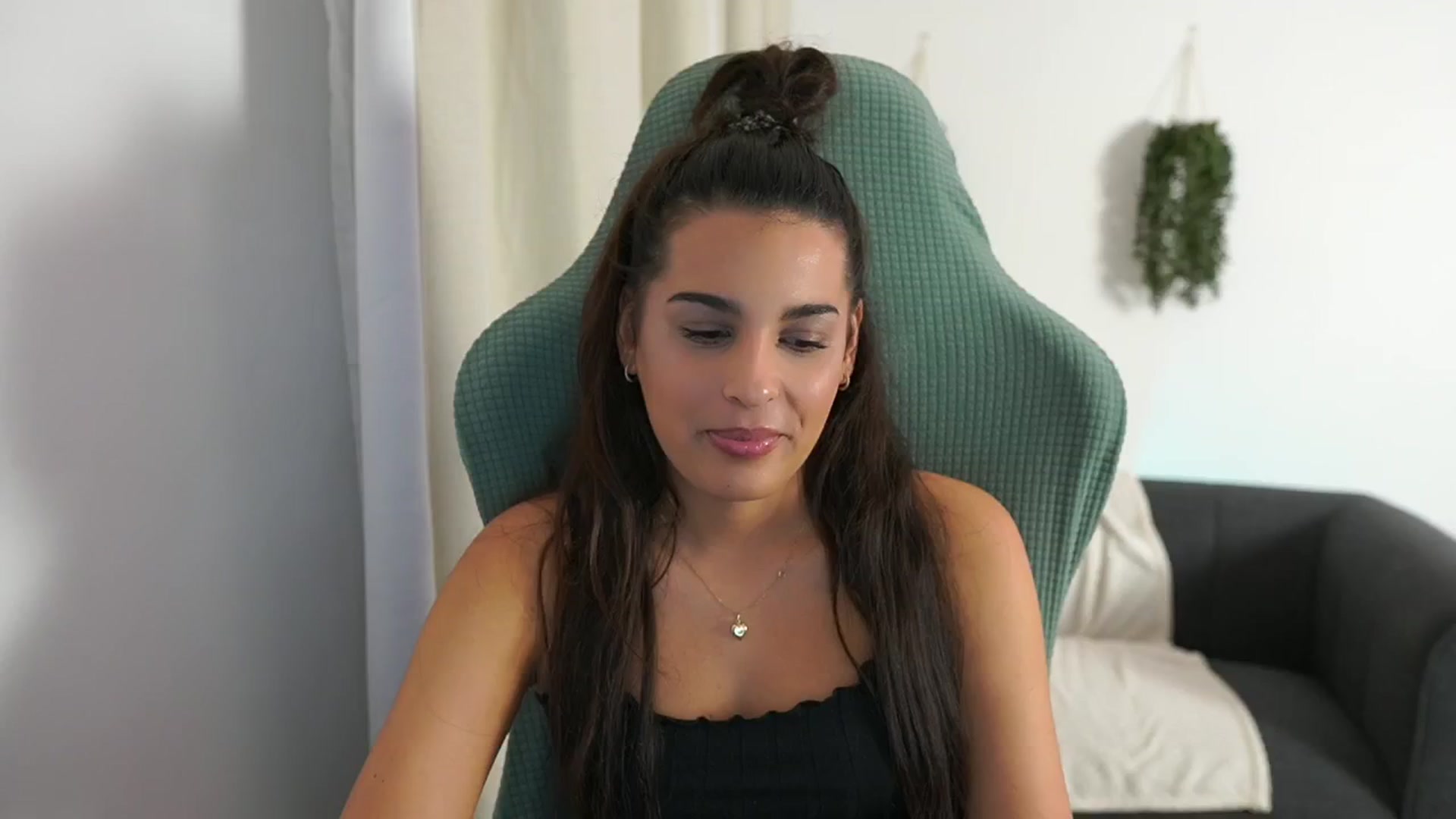 Gallery image thumbnail from Mila_denver's myfreecams stream on, 11/11/2024, 16:20 image 18 of 20