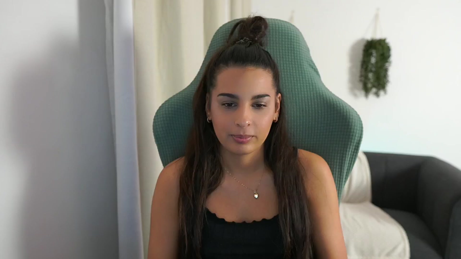 Gallery image thumbnail from Mila_denver's myfreecams stream on, 11/11/2024, 16:20 image 1 of 20