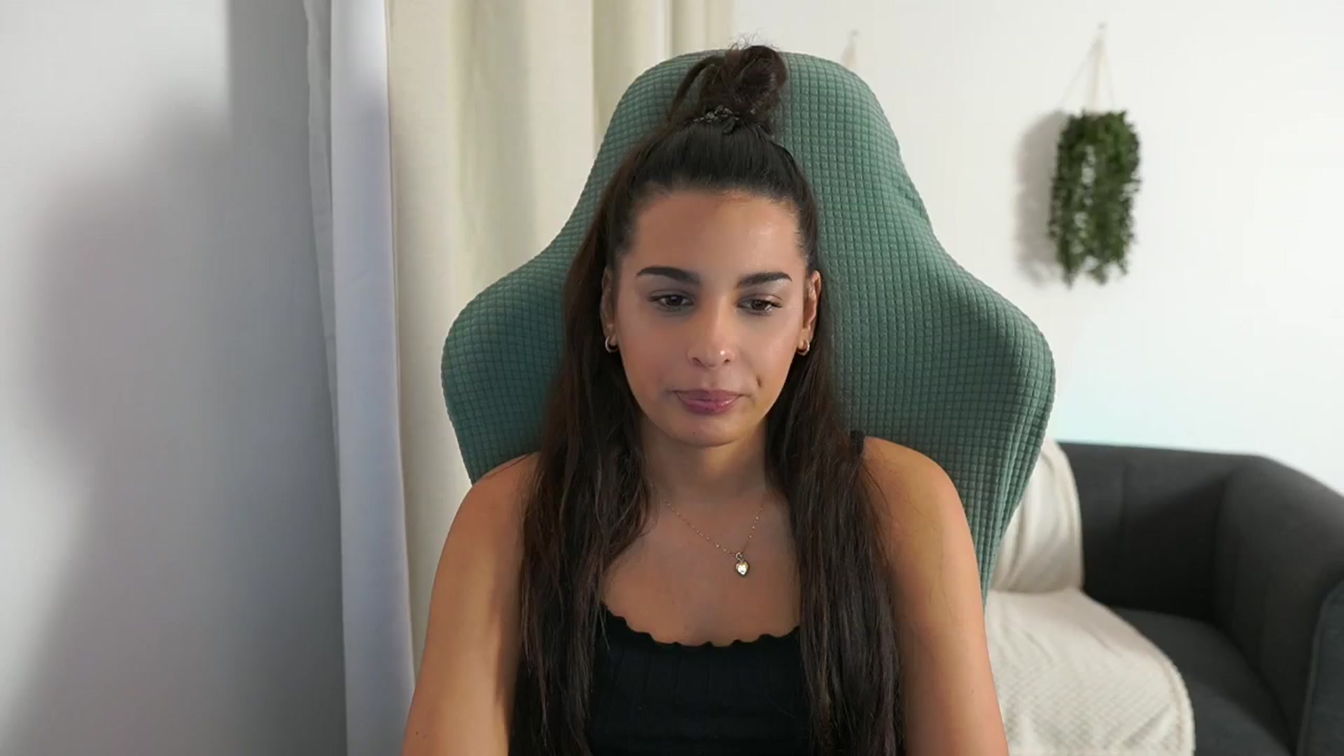 Gallery image thumbnail from Mila_denver's myfreecams stream on, 11/11/2024, 16:20 image 2 of 20