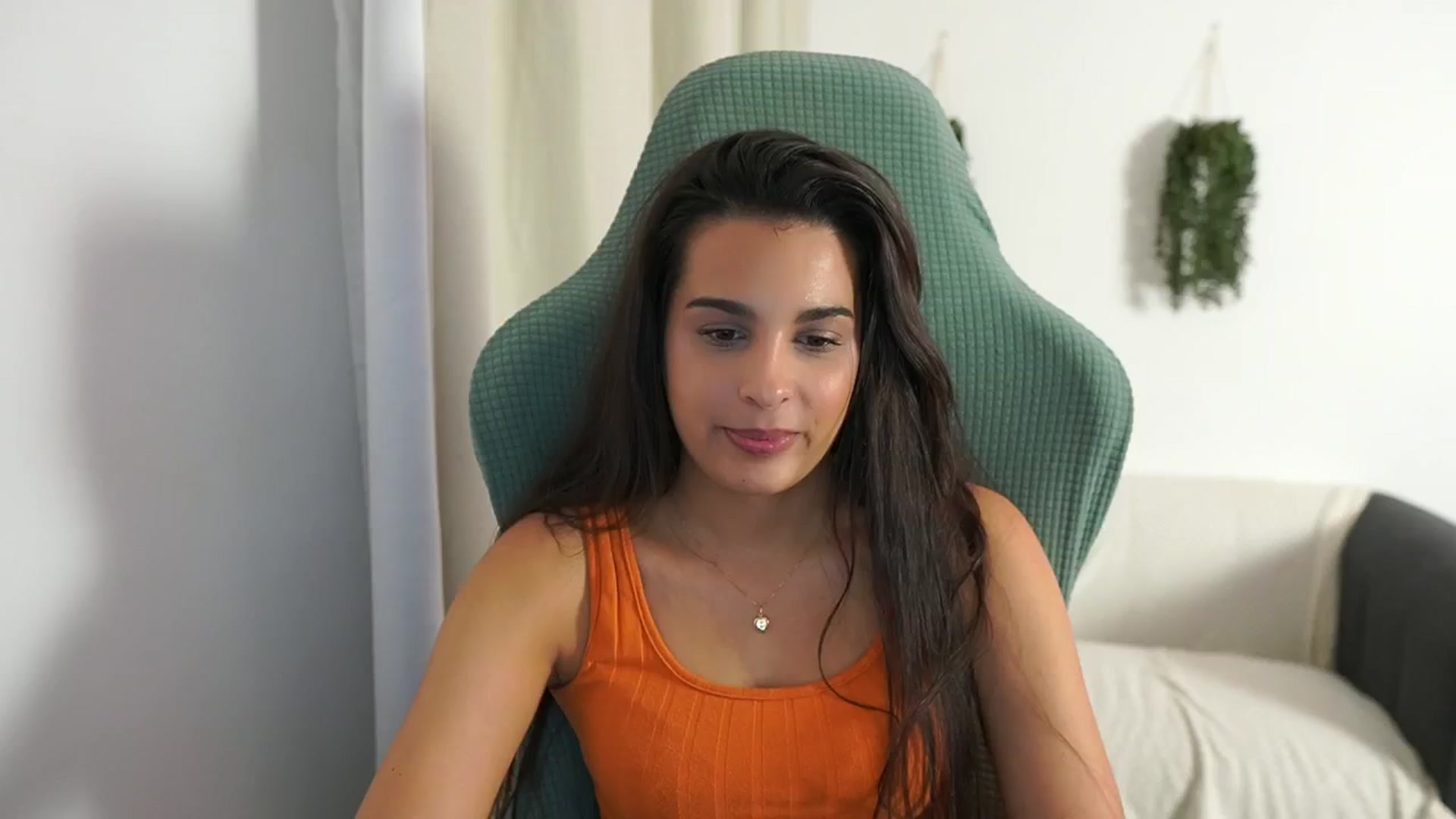 Gallery image thumbnail from Mila_denver's myfreecams stream on, 11/14/2024, 16:32 image 17 of 20