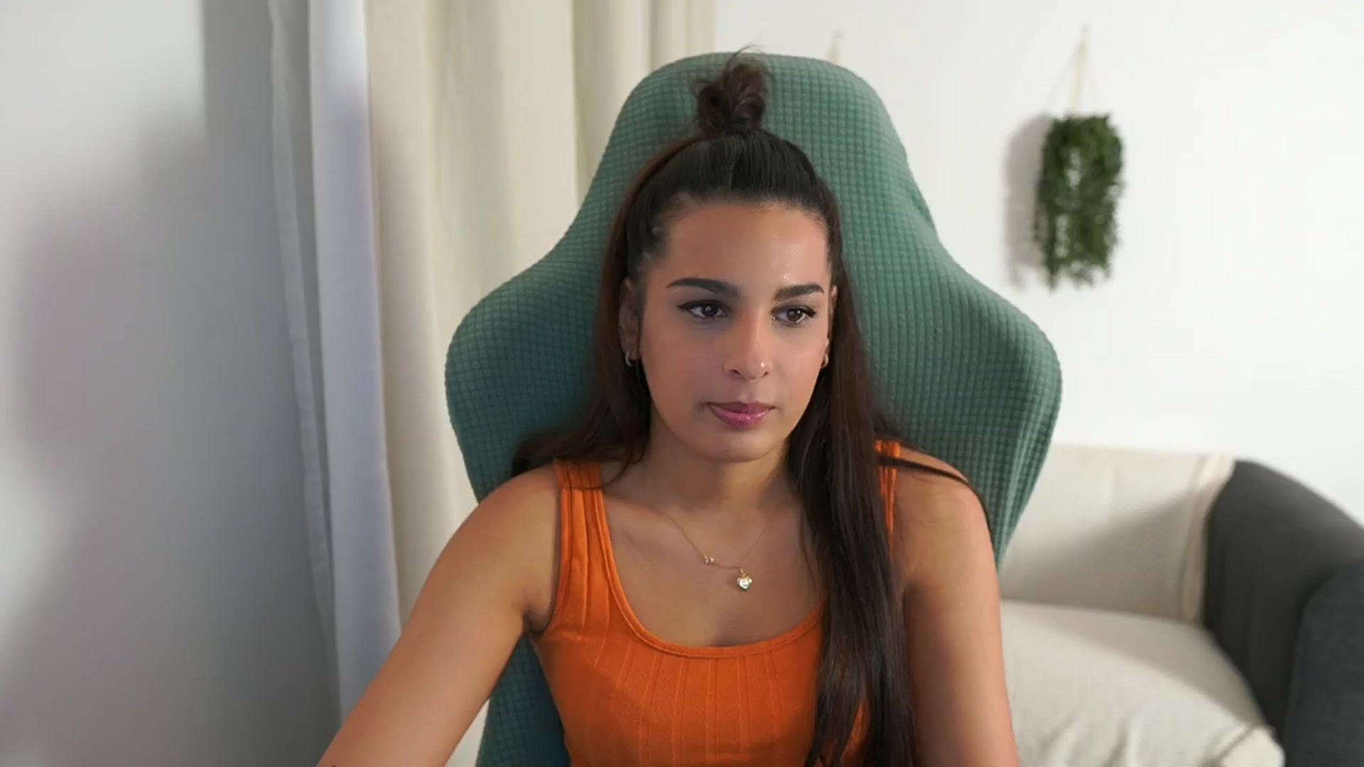 Gallery image thumbnail from Mila_denver's myfreecams stream on, 11/18/2024, 14:43 image 12 of 20