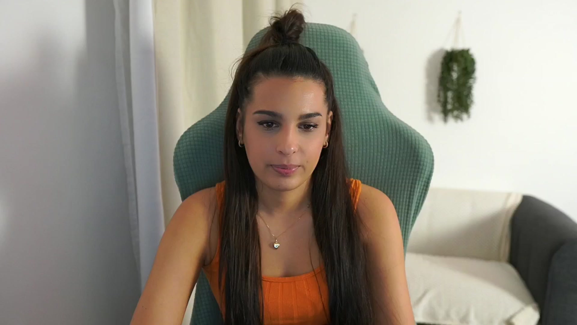 Gallery image thumbnail from Mila_denver's myfreecams stream on, 11/18/2024, 16:54 image 15 of 20