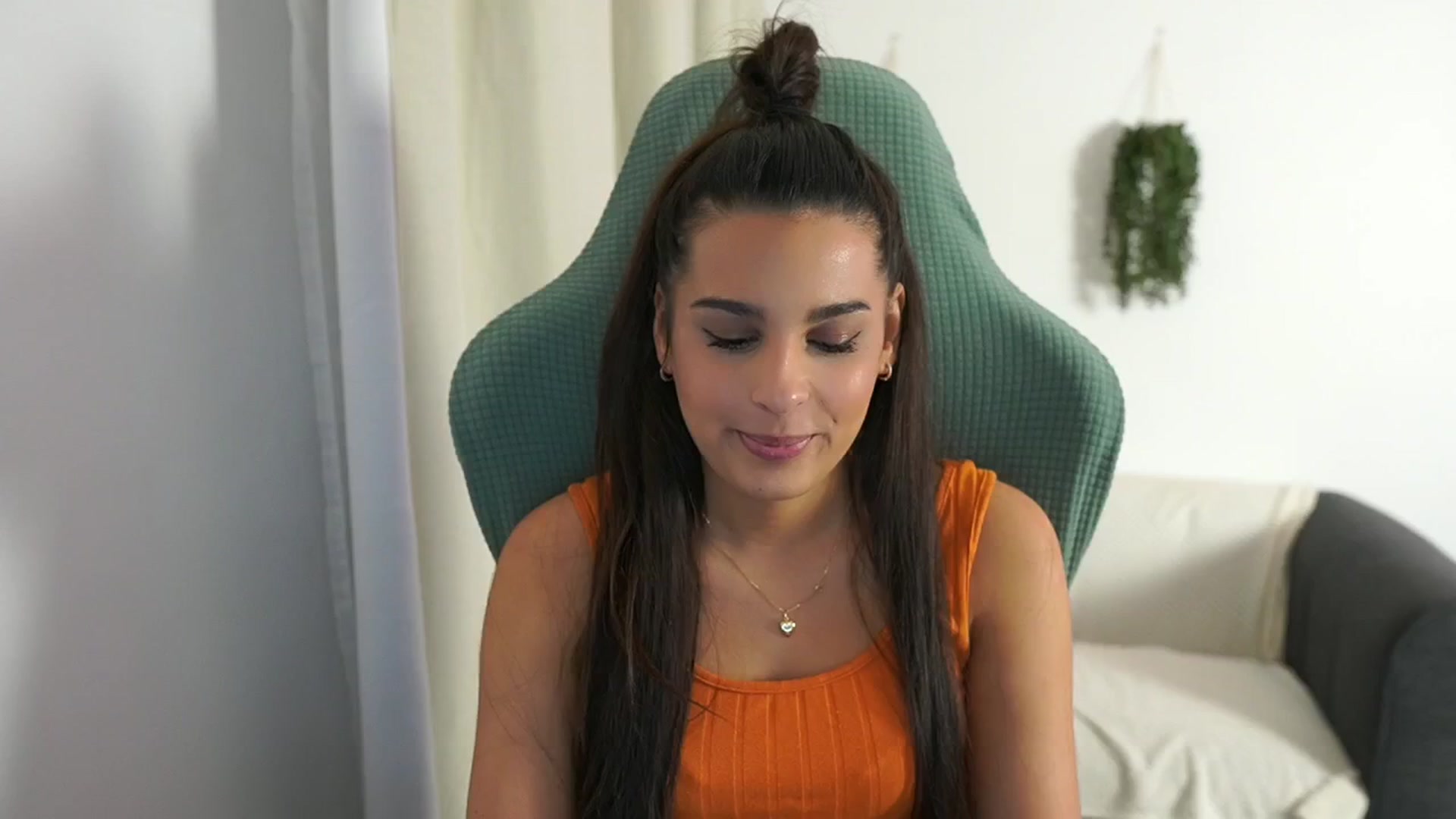 Gallery image thumbnail from Mila_denver's myfreecams stream on, 11/18/2024, 16:54 image 1 of 20