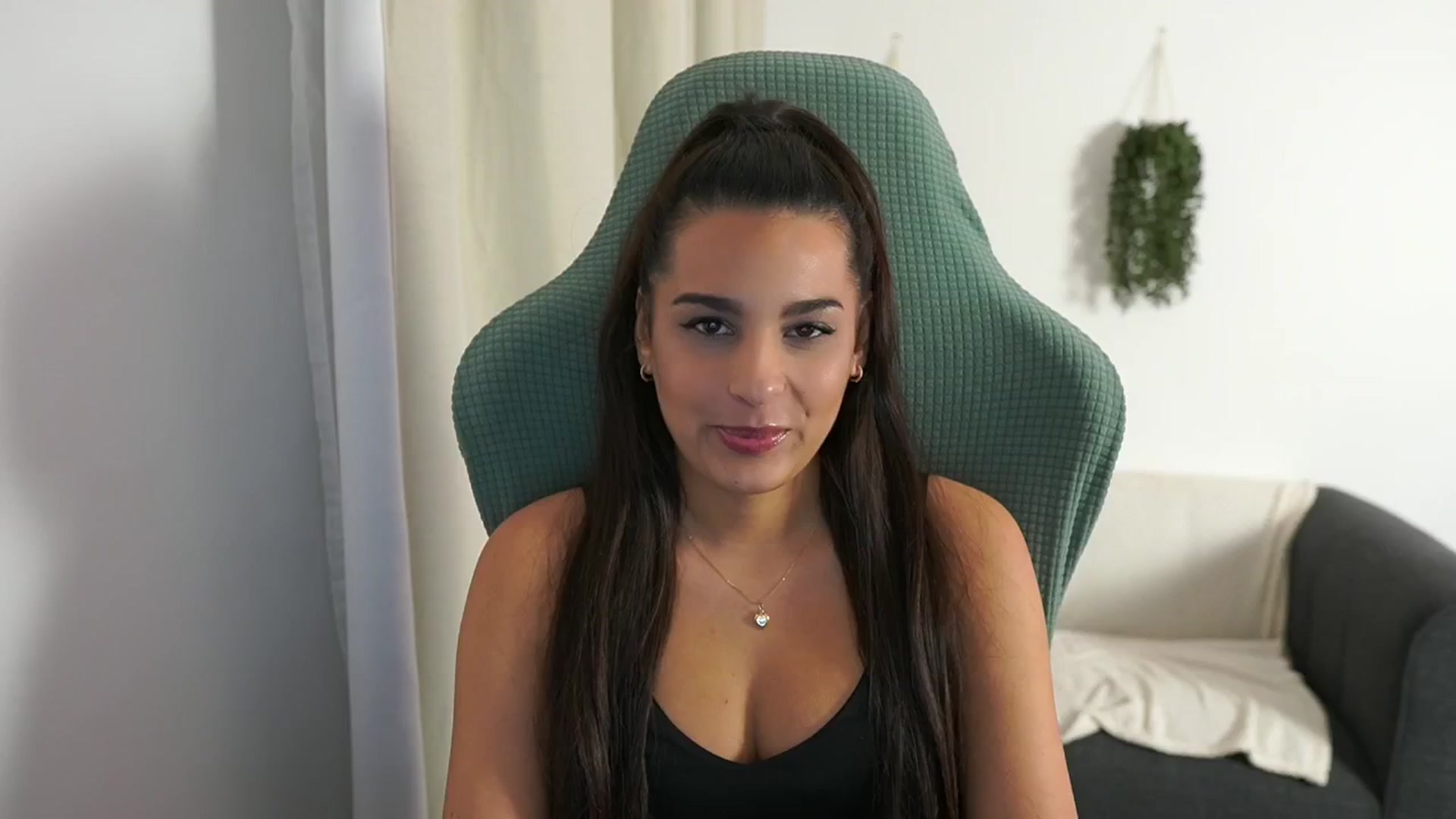 Gallery image thumbnail from Mila_denver's myfreecams stream on, 11/19/2024, 11:31 image 2 of 20