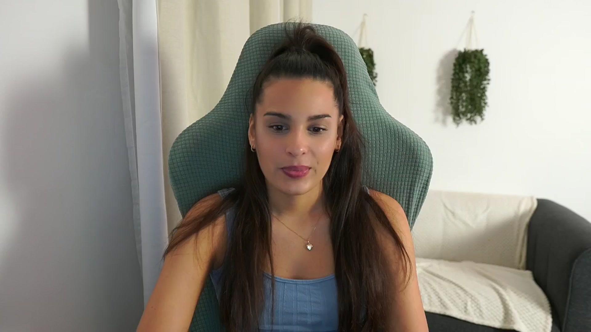Gallery image thumbnail from Mila_denver's myfreecams stream on, 11/20/2024, 15:10 image 1 of 20