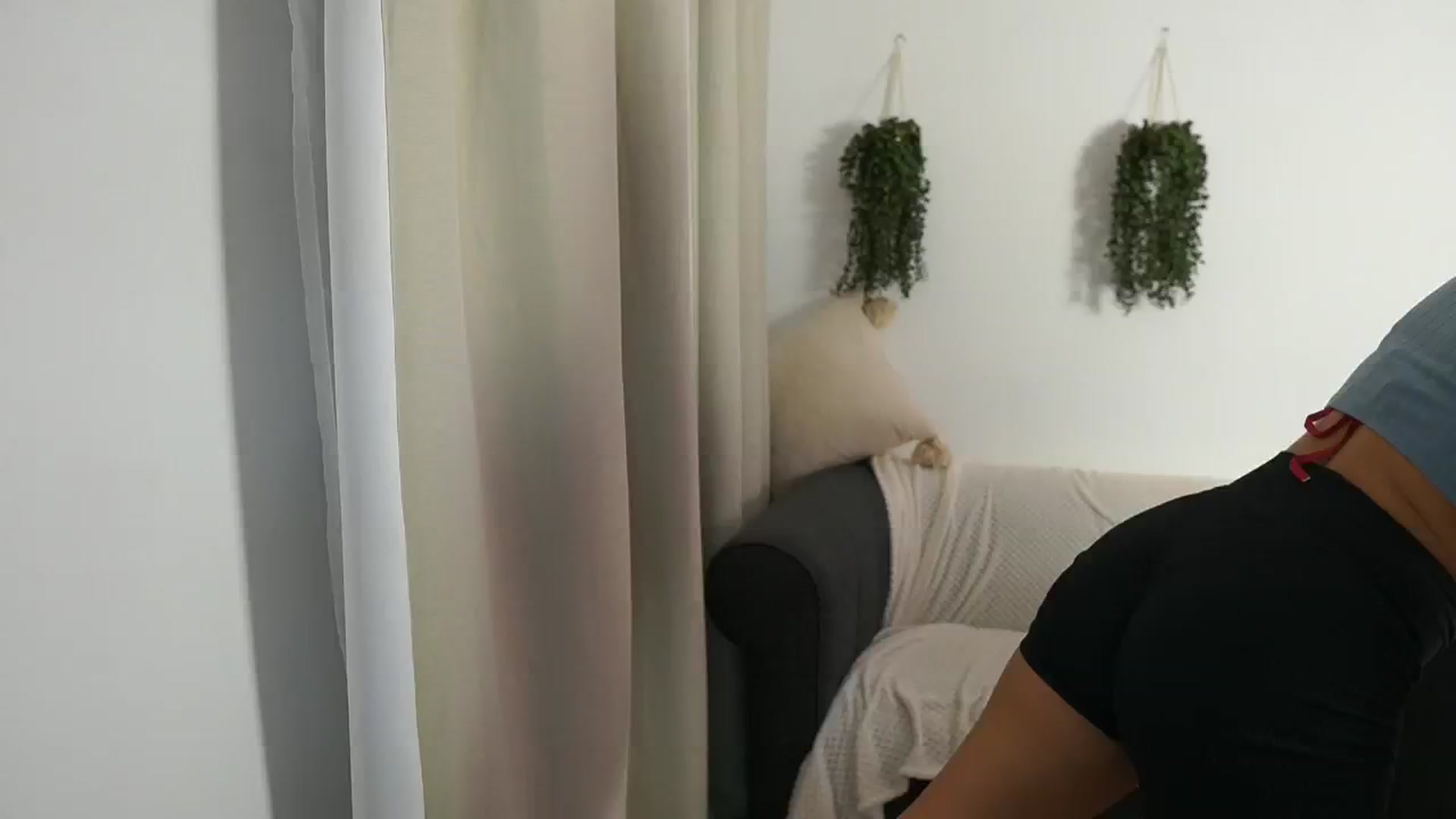 Gallery image thumbnail from Mila_denver's myfreecams stream on, 11/20/2024, 17:46 image 13 of 20
