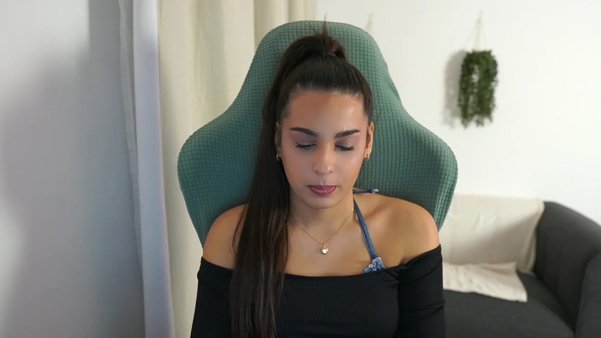 Gallery image thumbnail from Mila_denver's myfreecams stream on, 11/21/2024, 16:21 image 8 of 20