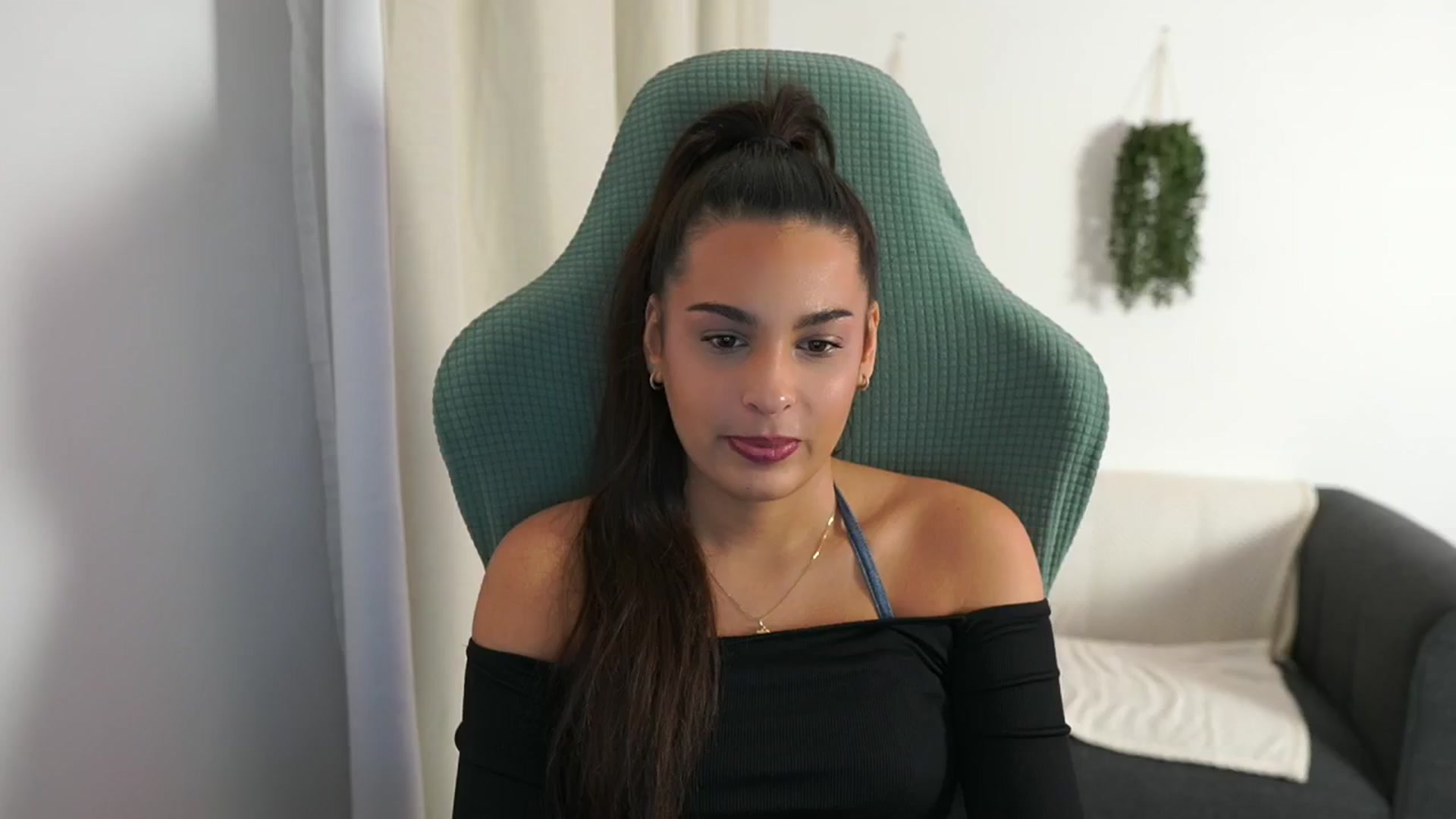 Gallery image thumbnail from Mila_denver's myfreecams stream on, 11/21/2024, 16:21 image 1 of 20