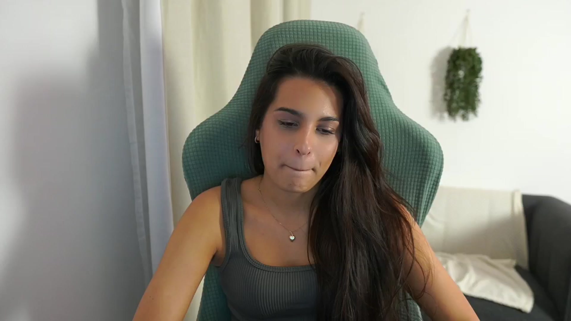 Gallery image thumbnail from Mila_denver's myfreecams stream on, 11/26/2024, 16:05 image 14 of 20