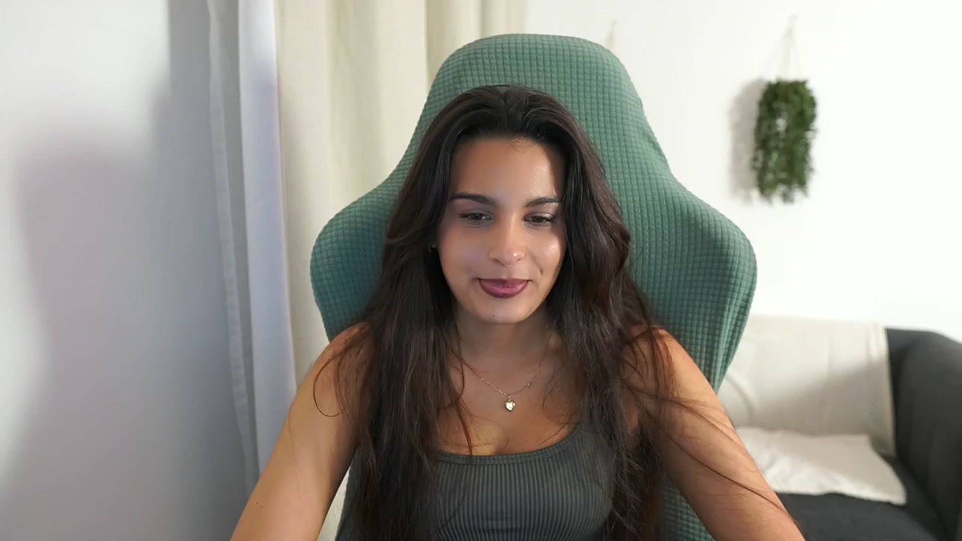 Gallery image thumbnail from Mila_denver's myfreecams stream on, 11/26/2024, 17:40 image 3 of 20