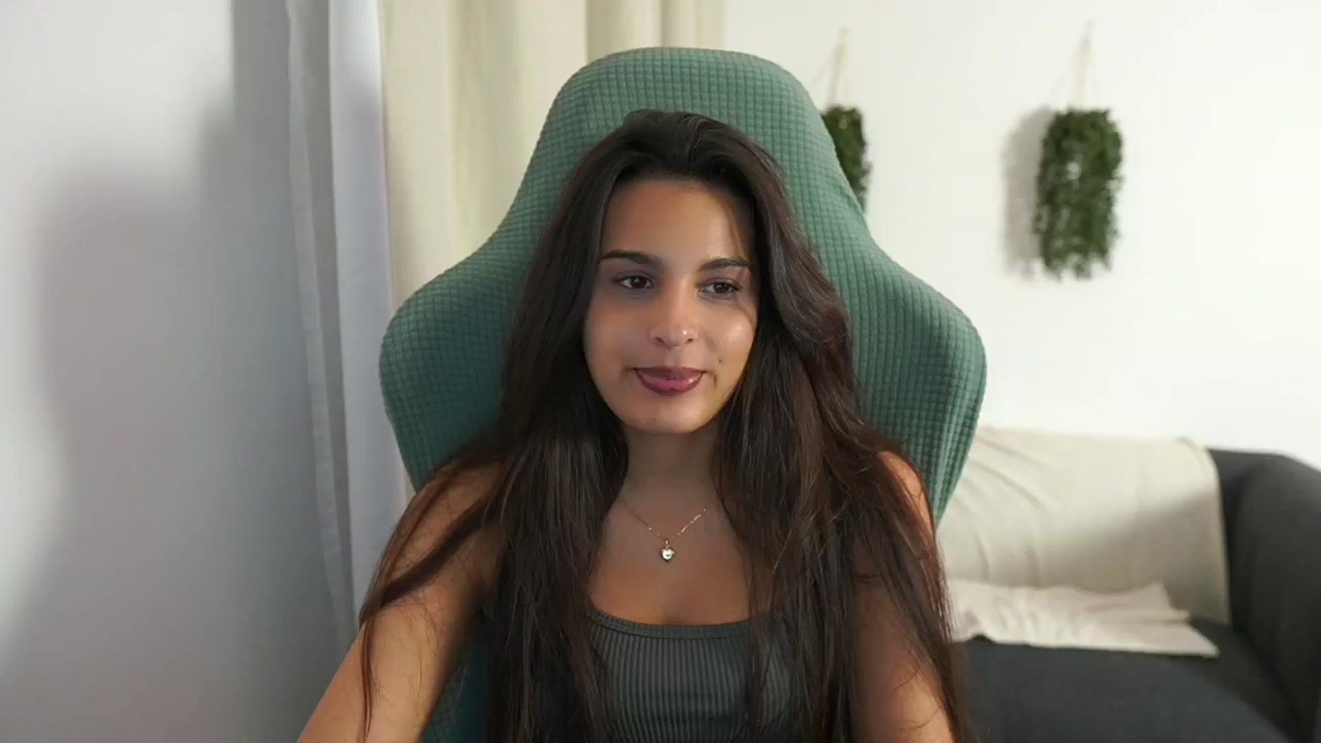 Gallery image thumbnail from Mila_denver's myfreecams stream on, 11/26/2024, 19:58 image 3 of 20