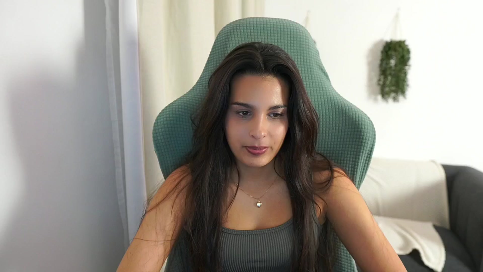 Gallery image thumbnail from Mila_denver's myfreecams stream on, 11/26/2024, 21:30 image 16 of 20