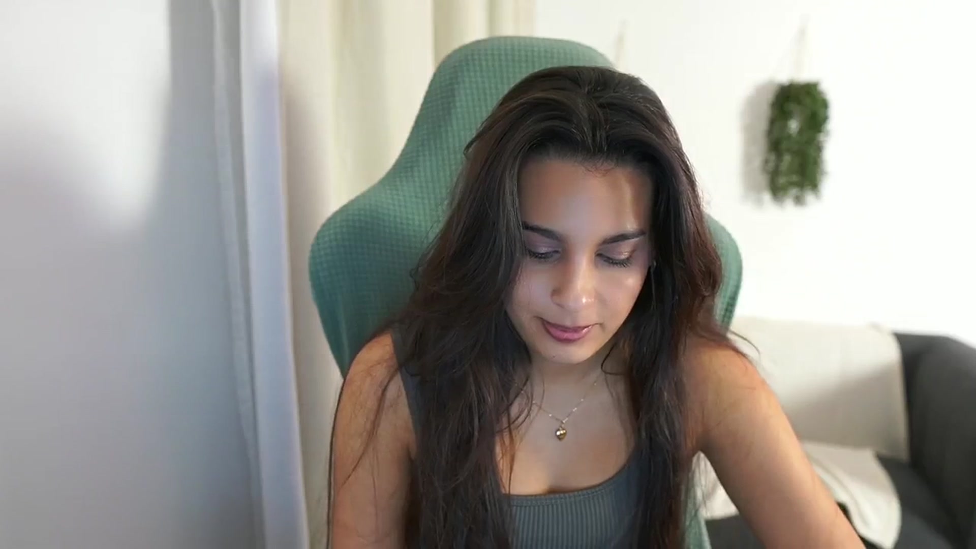 Gallery image thumbnail from Mila_denver's myfreecams stream on, 11/26/2024, 21:30 image 13 of 20