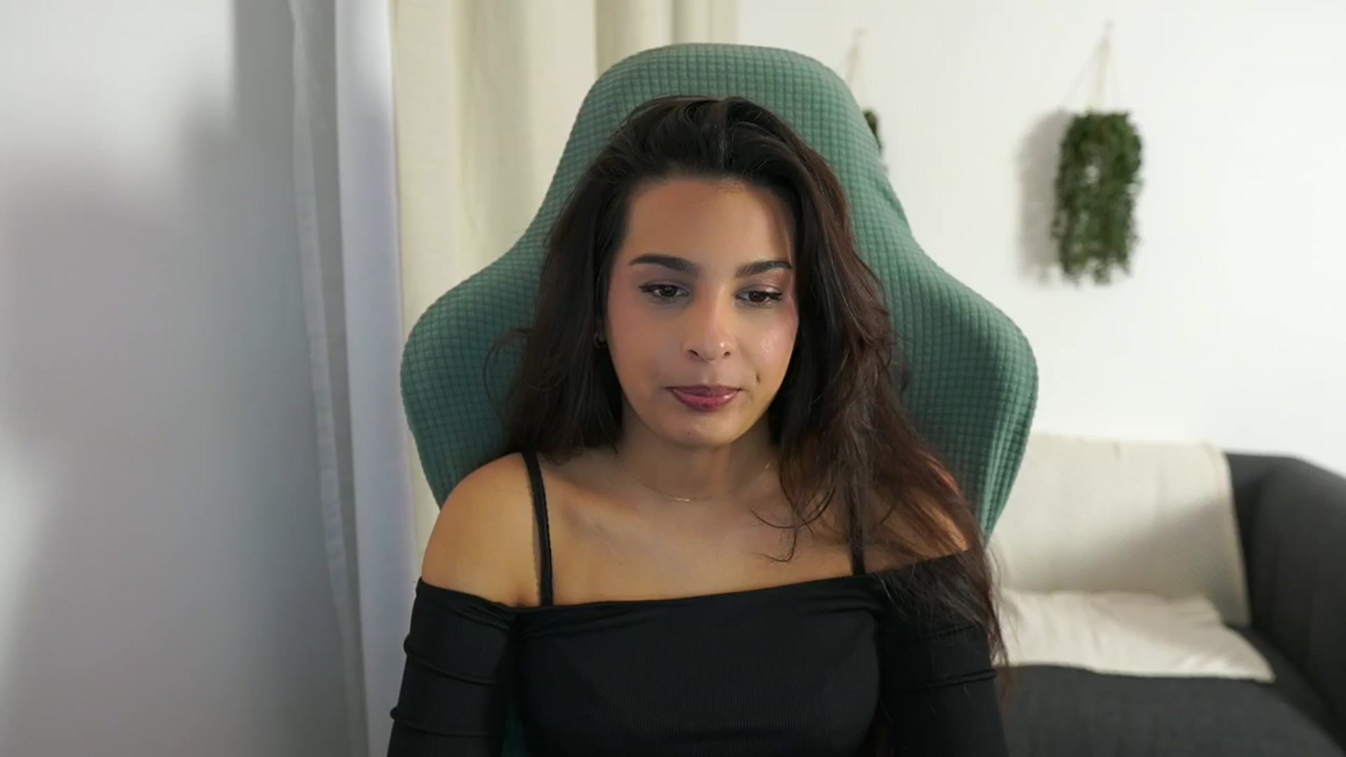 Gallery image thumbnail from Mila_denver's myfreecams stream on, 11/27/2024, 09:57 image 18 of 20