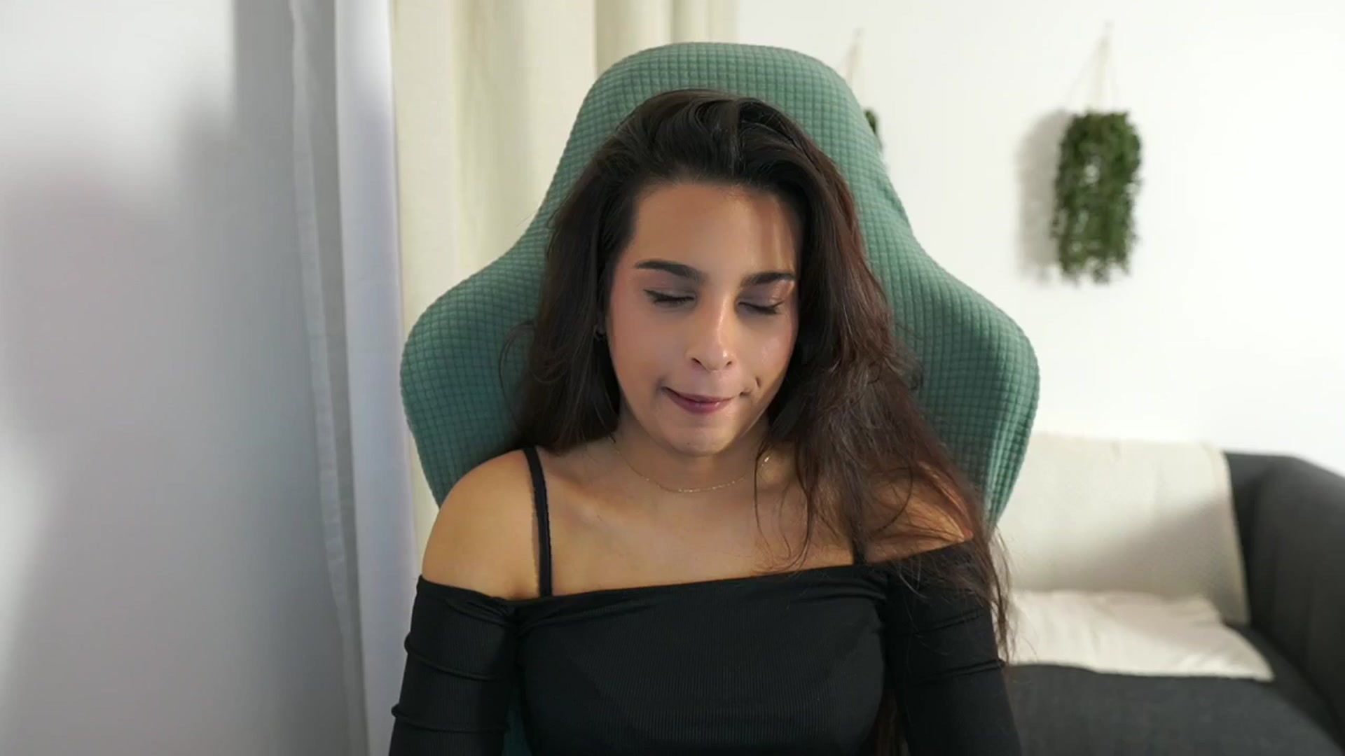 Gallery image thumbnail from Mila_denver's myfreecams stream on, 11/27/2024, 09:57 image 17 of 20
