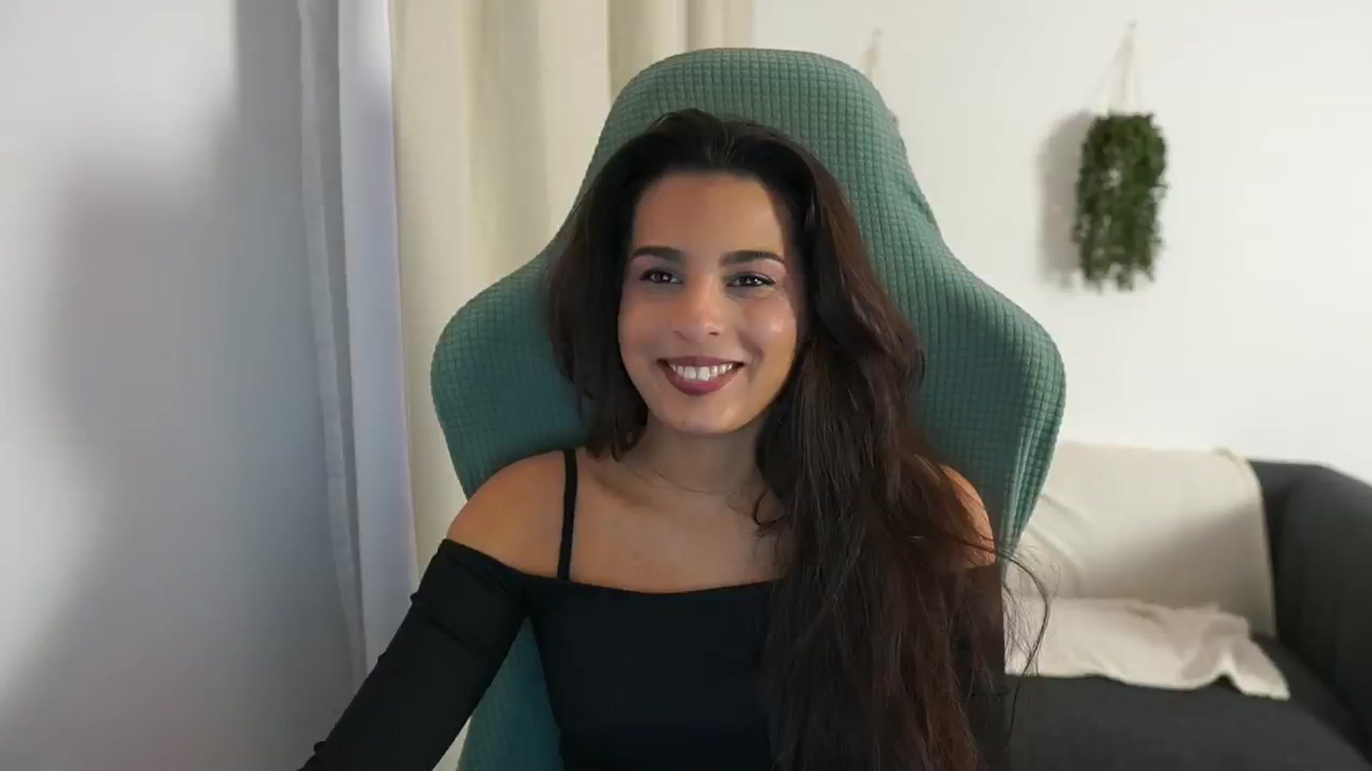 Gallery image thumbnail from Mila_denver's myfreecams stream on, 11/27/2024, 09:57 image 6 of 20