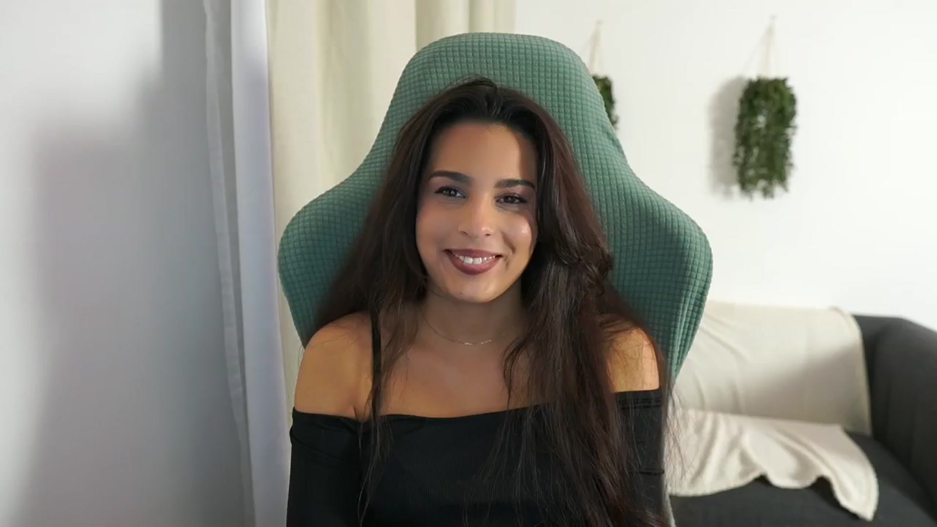Gallery image thumbnail from Mila_denver's myfreecams stream on, 11/27/2024, 09:57 image 2 of 20
