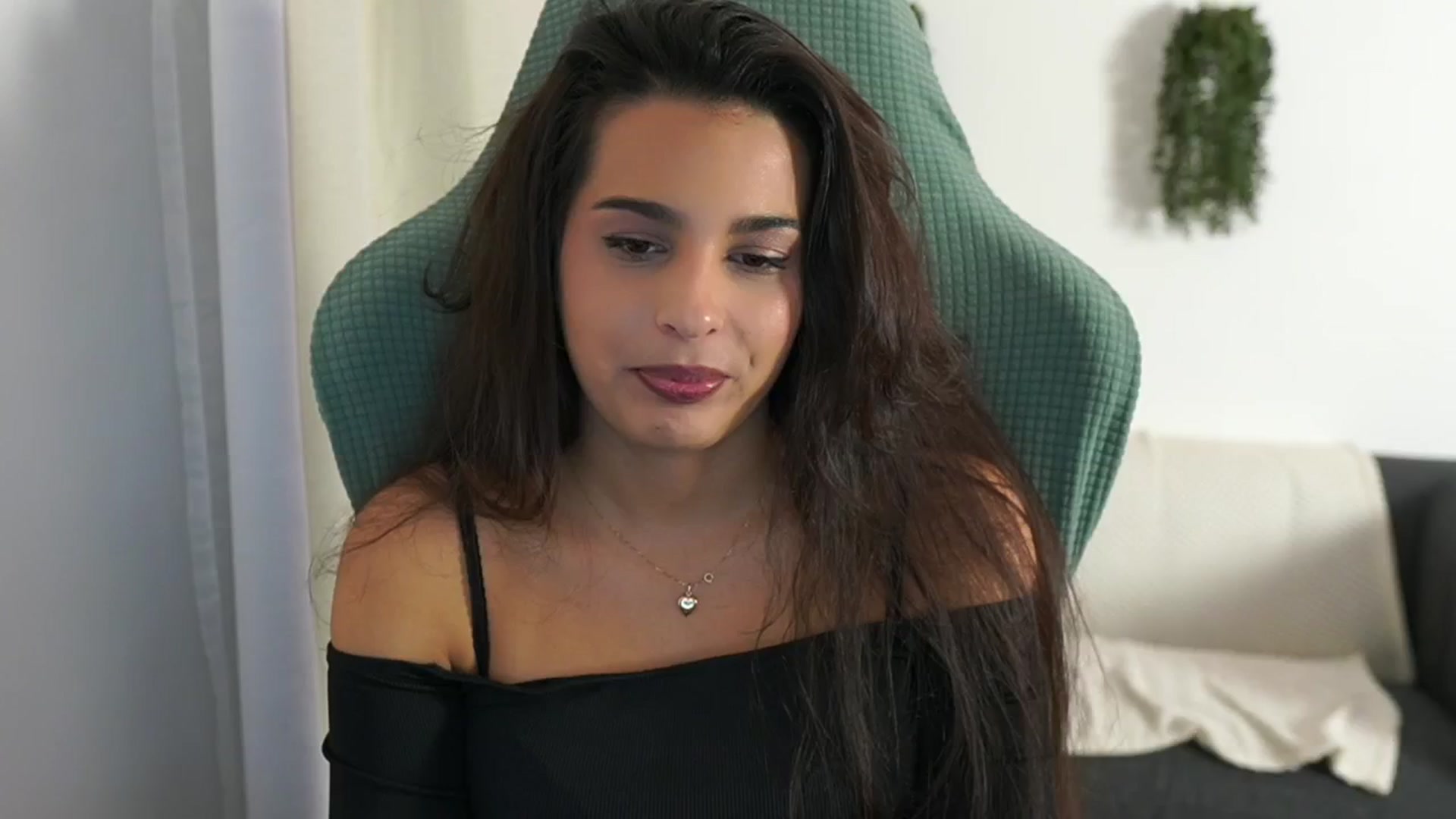Gallery image thumbnail from Mila_denver's myfreecams stream on, 11/27/2024, 12:26 image 9 of 20