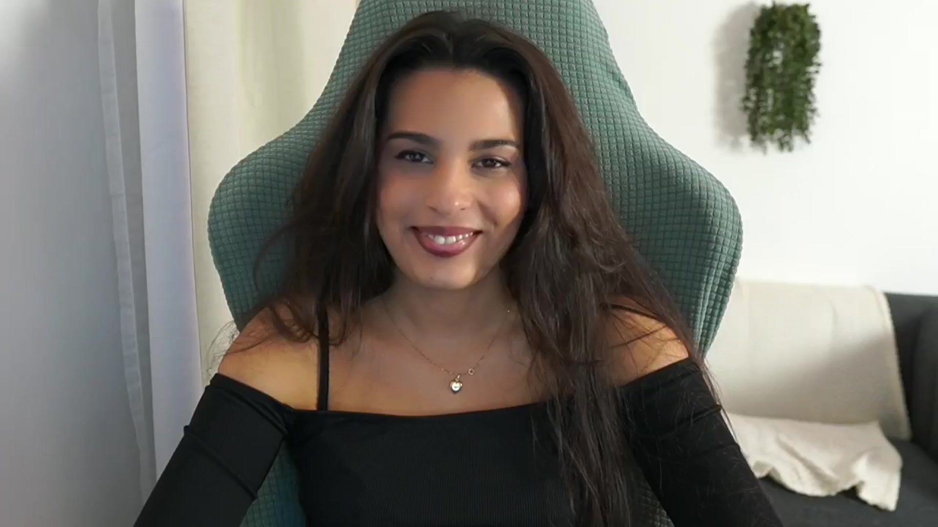 Gallery image thumbnail from Mila_denver's myfreecams stream on, 11/27/2024, 12:26 image 10 of 20