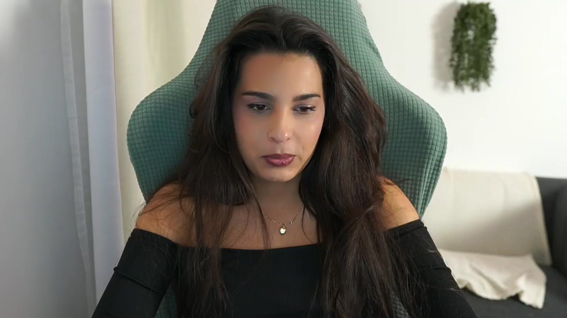 Gallery image thumbnail from Mila_denver's myfreecams stream on, 11/27/2024, 12:26 image 20 of 20