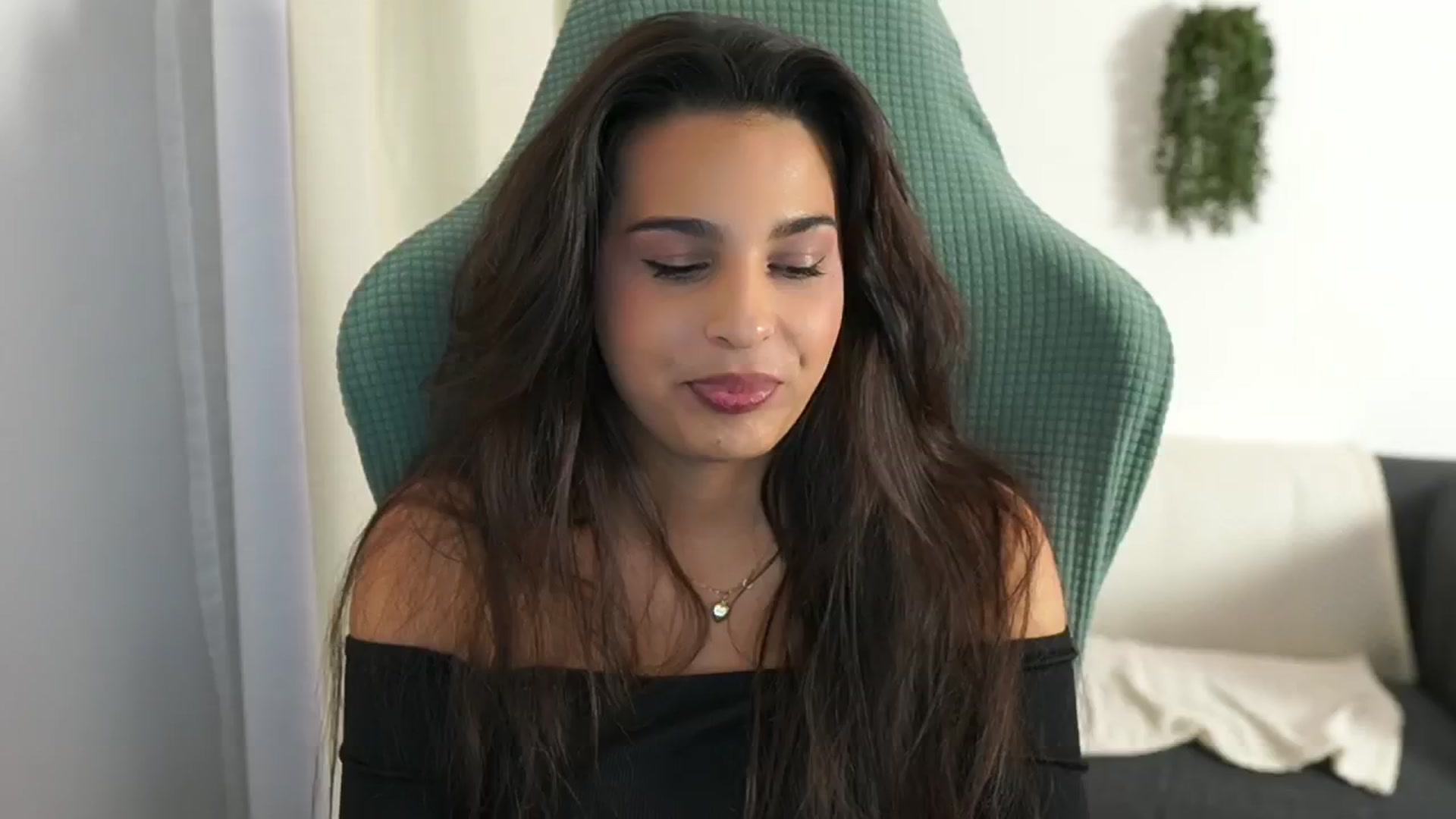 Gallery image thumbnail from Mila_denver's myfreecams stream on, 11/27/2024, 12:57 image 1 of 20