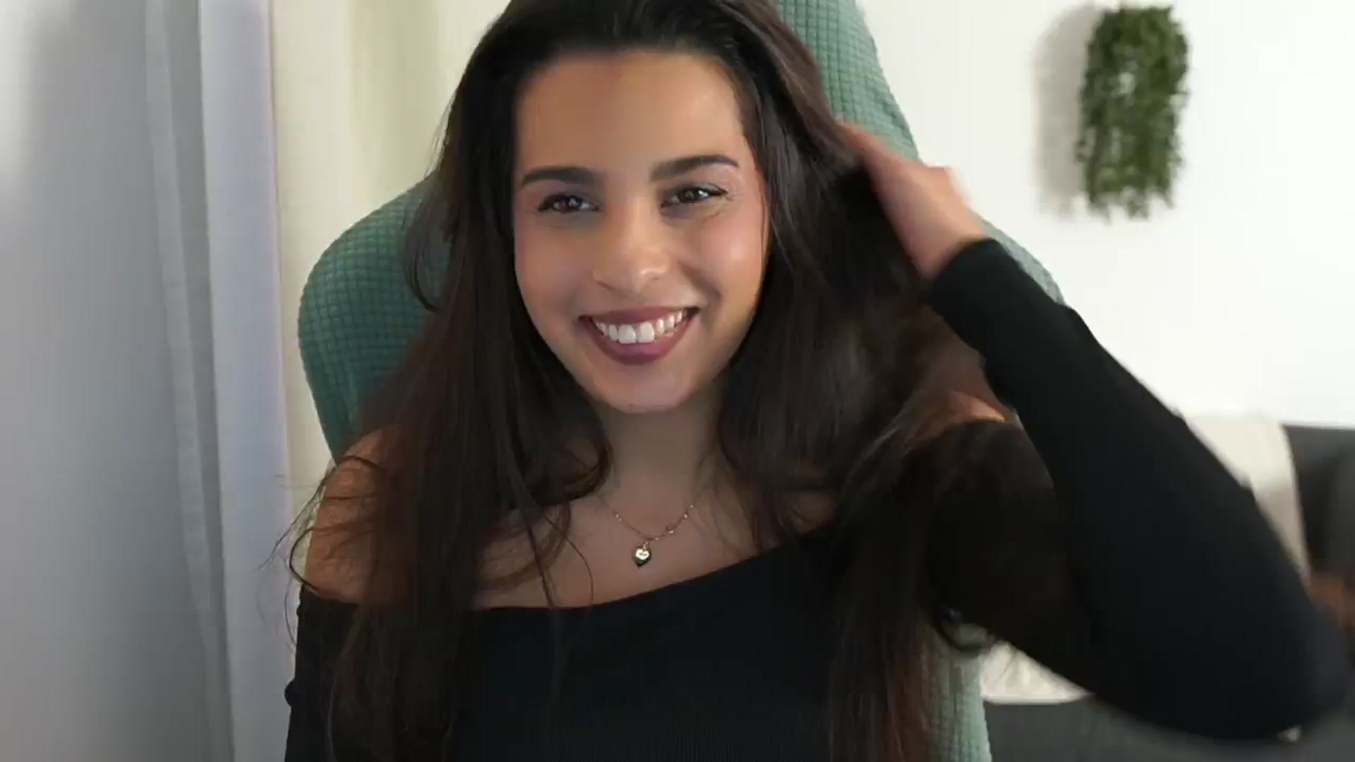 Gallery image thumbnail from Mila_denver's myfreecams stream on, 11/27/2024, 12:57 image 13 of 20