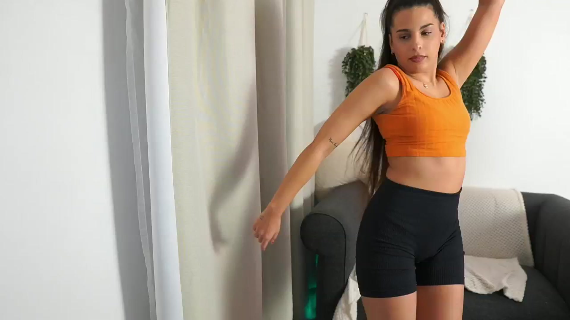 Gallery image thumbnail from Mila_denver's myfreecams stream on, 11/28/2024, 14:27 image 3 of 20