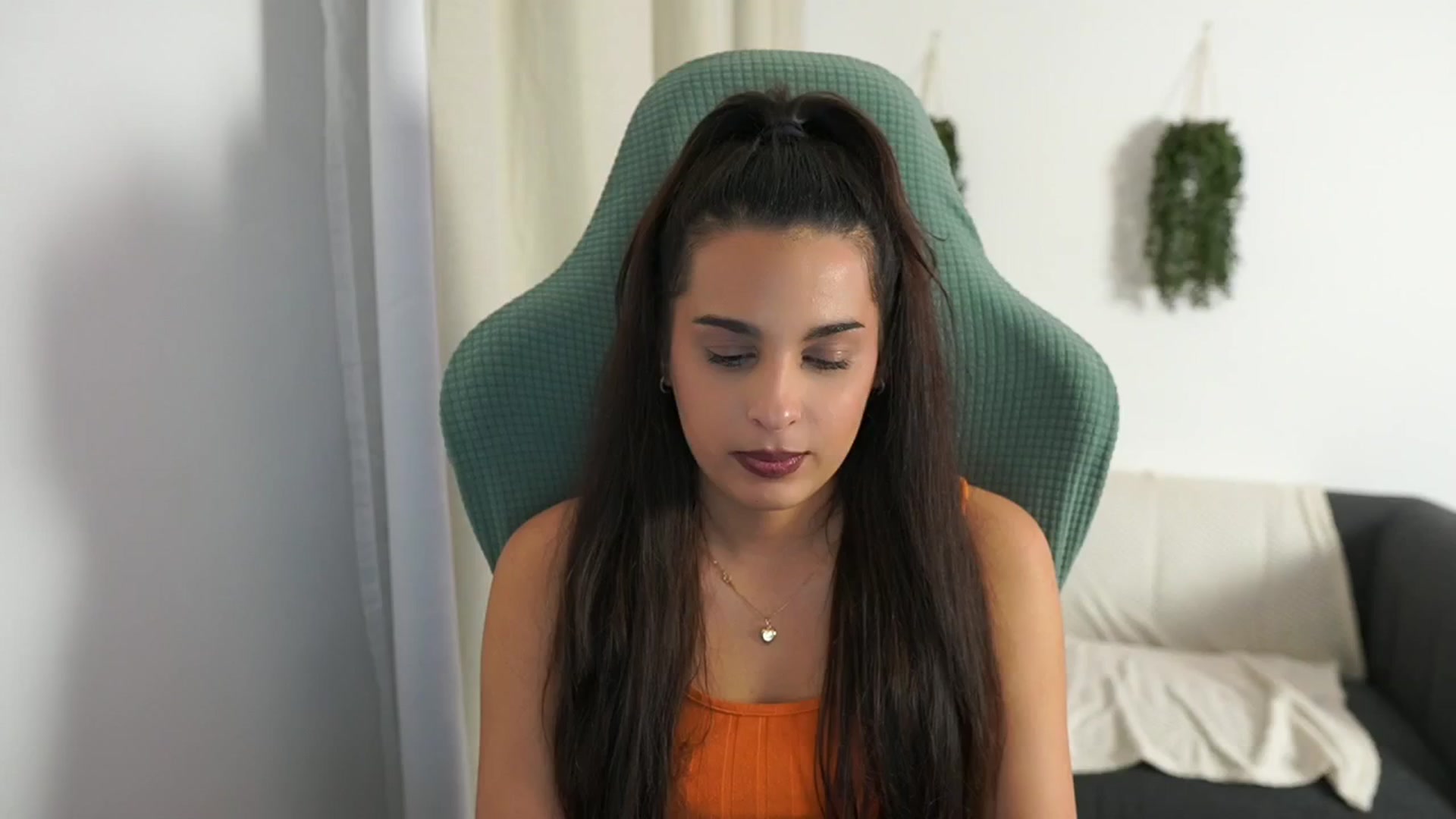 Gallery image thumbnail from Mila_denver's myfreecams stream on, 11/28/2024, 18:03 image 6 of 20