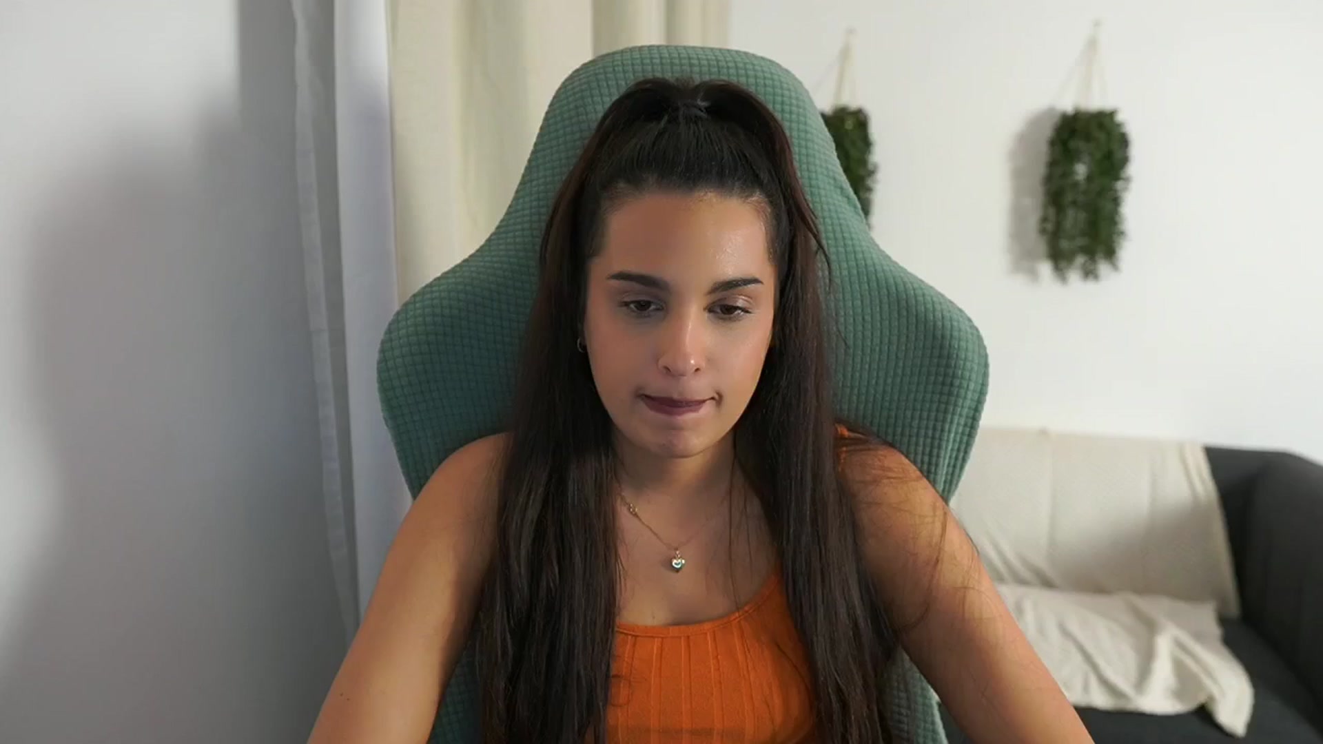 Gallery image thumbnail from Mila_denver's myfreecams stream on, 11/28/2024, 18:03 image 7 of 20